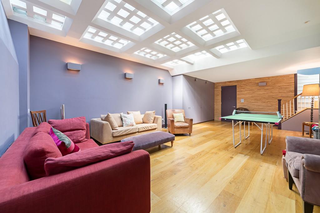 Musgrave Crescent, London, SW6