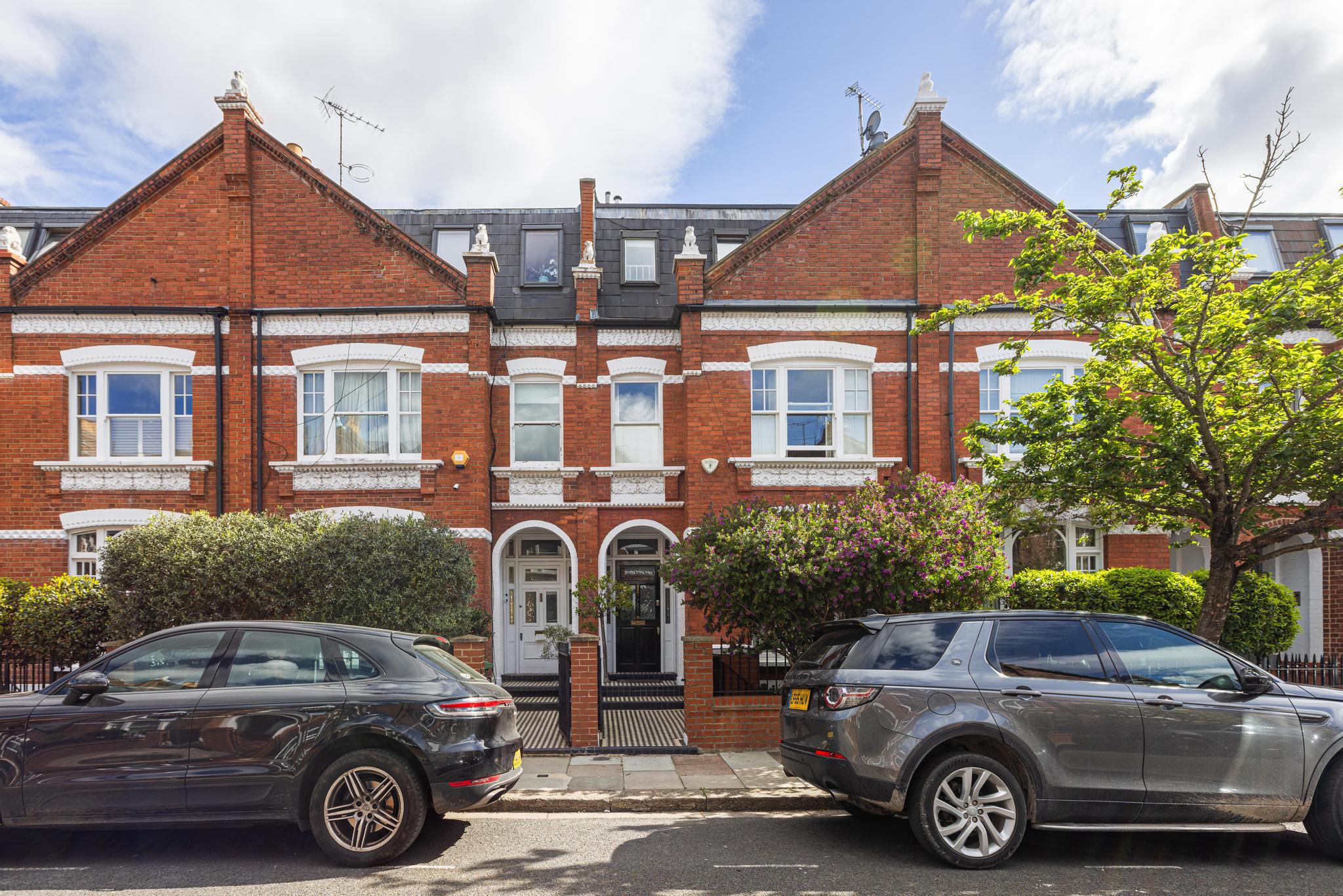 Chiddingstone Street, London SW6