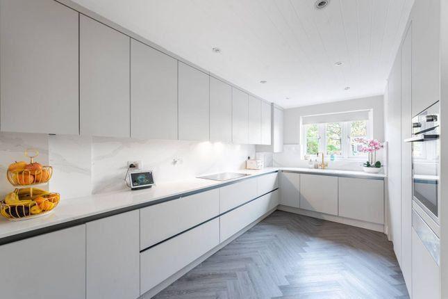 Hurlingham Square, Peterborough Road, London, SW6