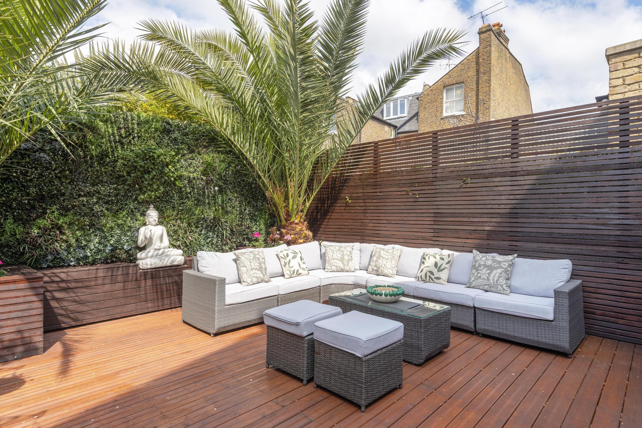 Crondace Road, London, SW6