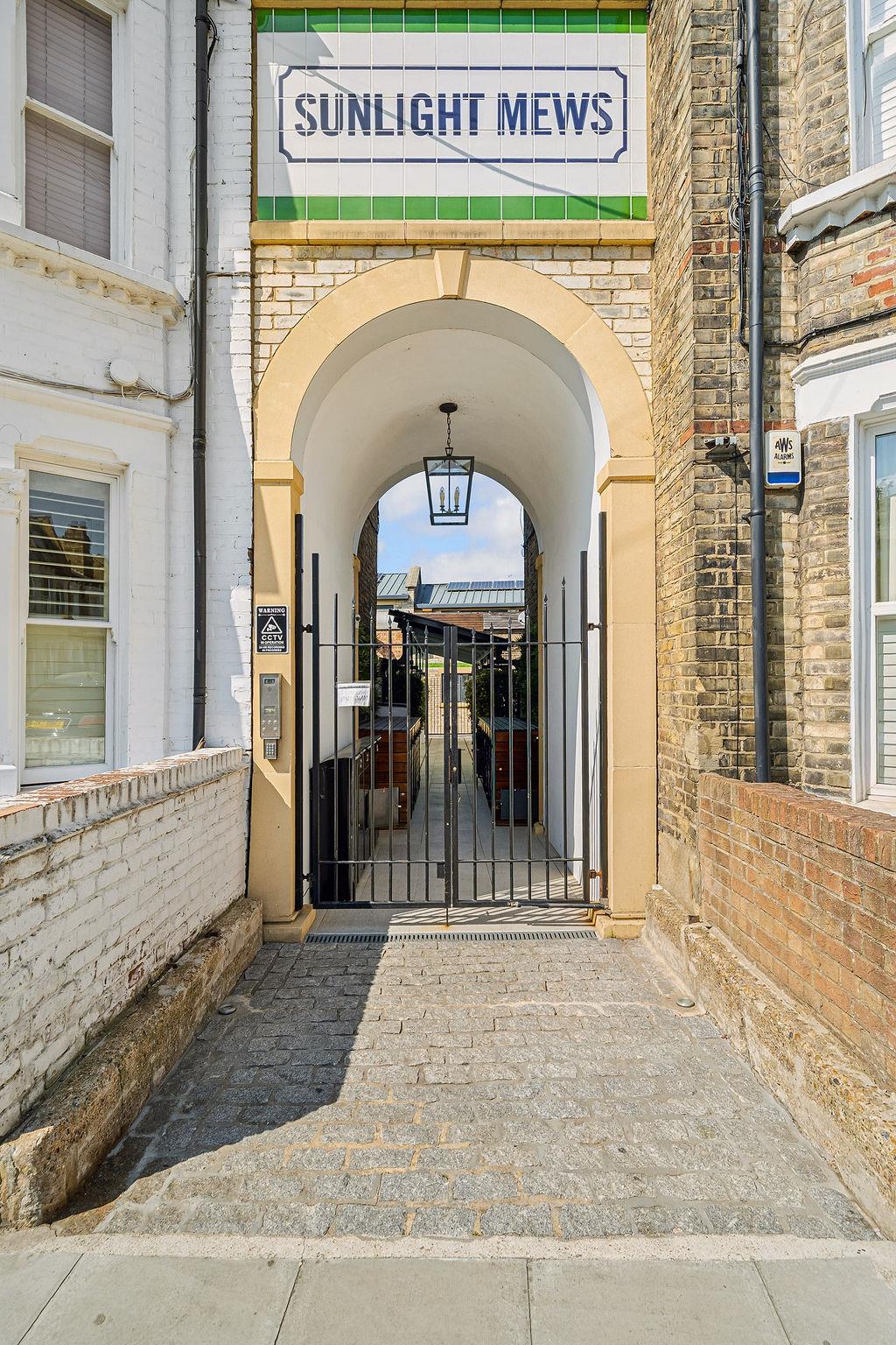 Sunlight Mews, London SW6
