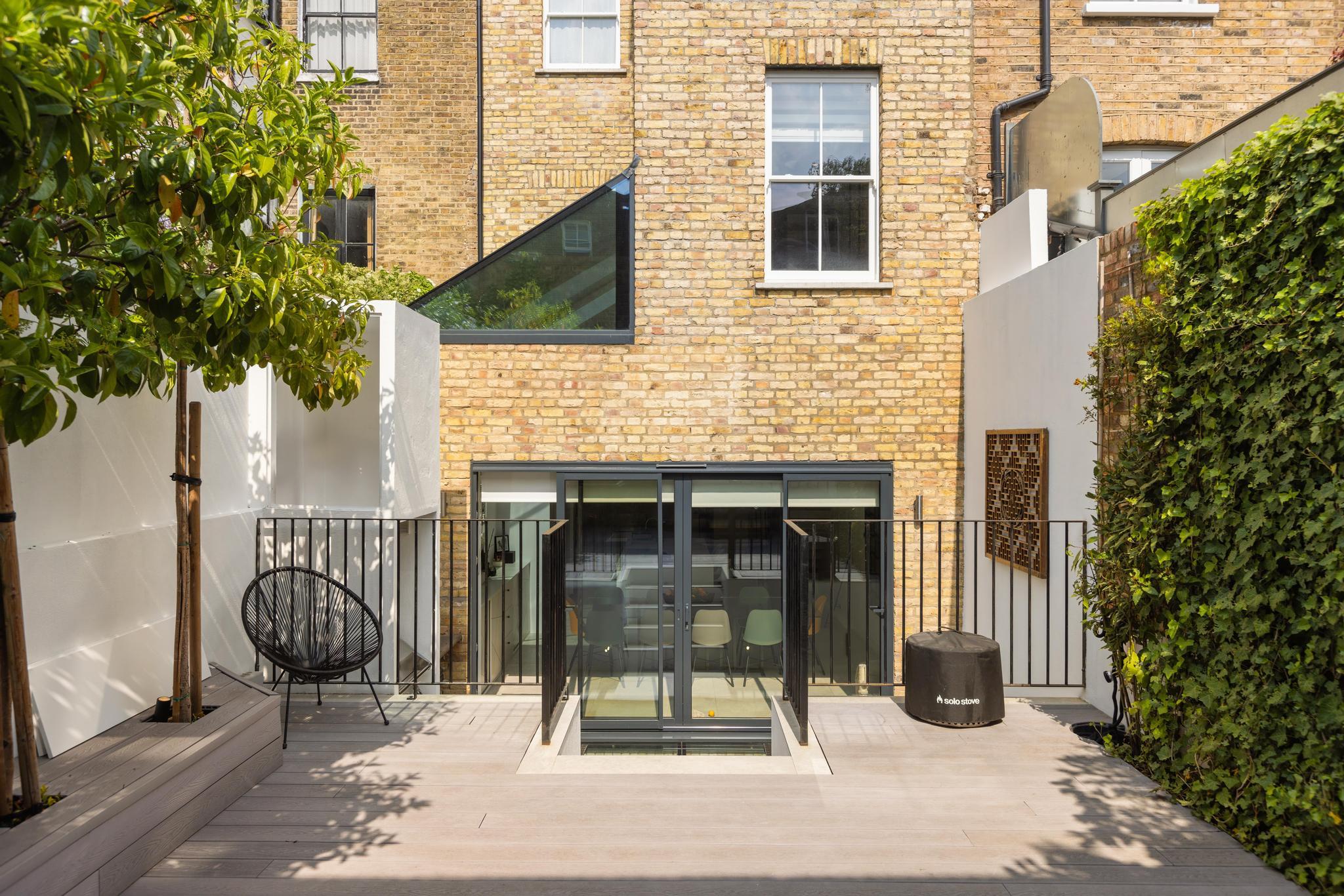 Waterford Road, London, SW6