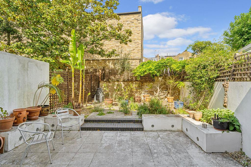 Crondace Road, London SW6