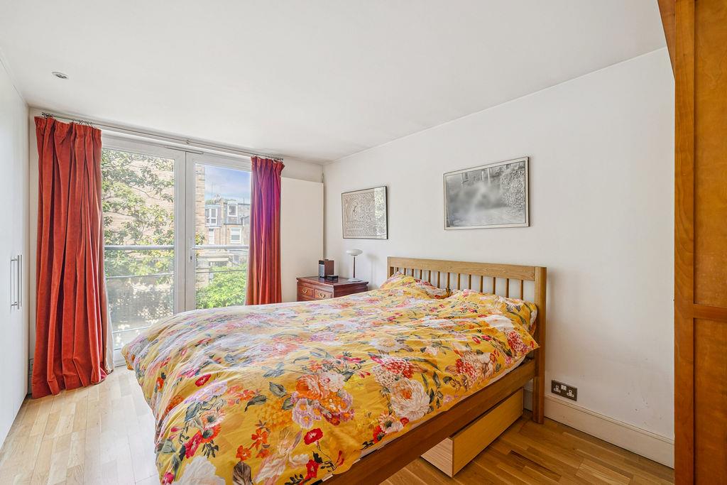 Crondace Road, London SW6
