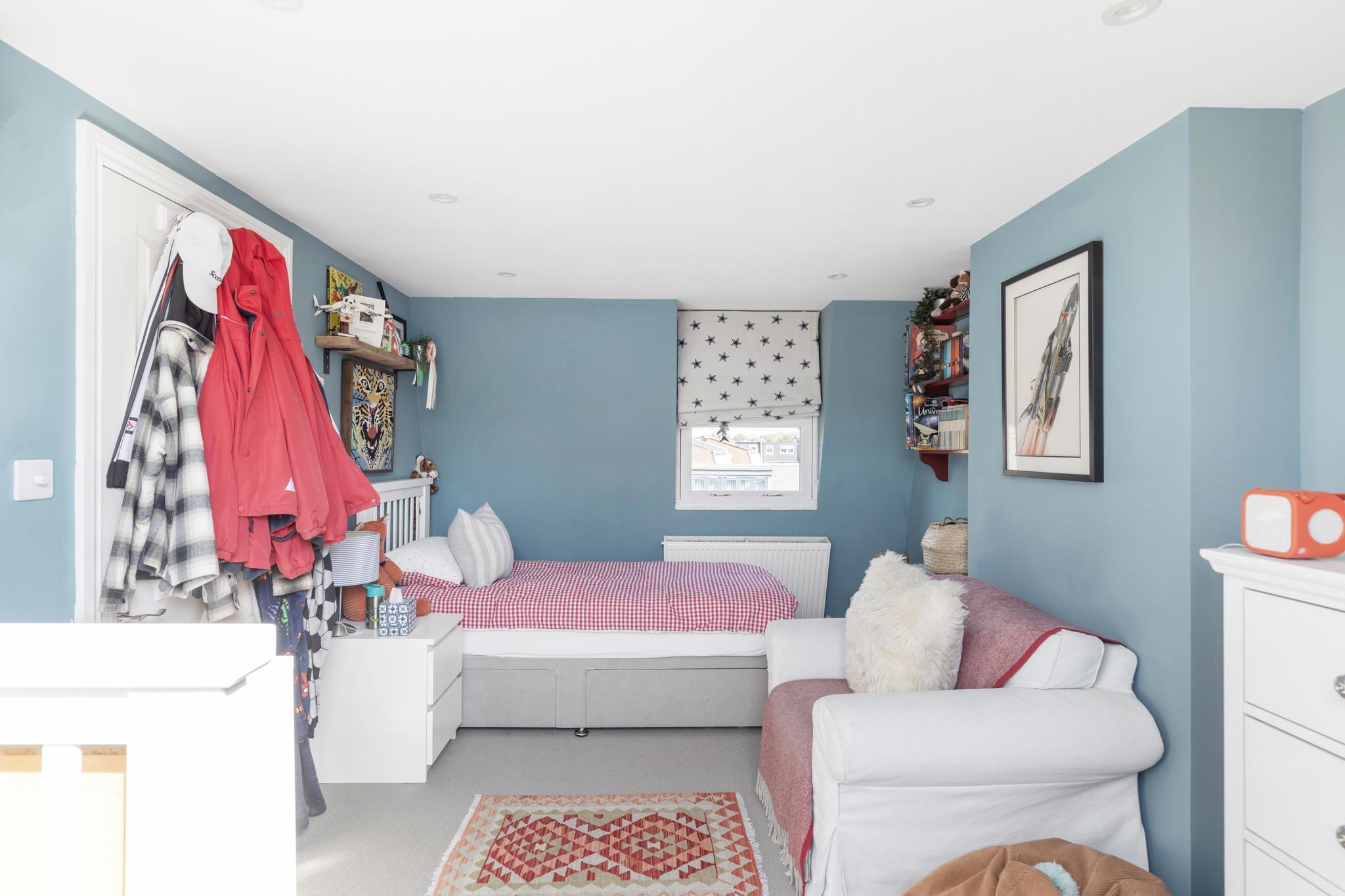 Hugon Road, London SW6