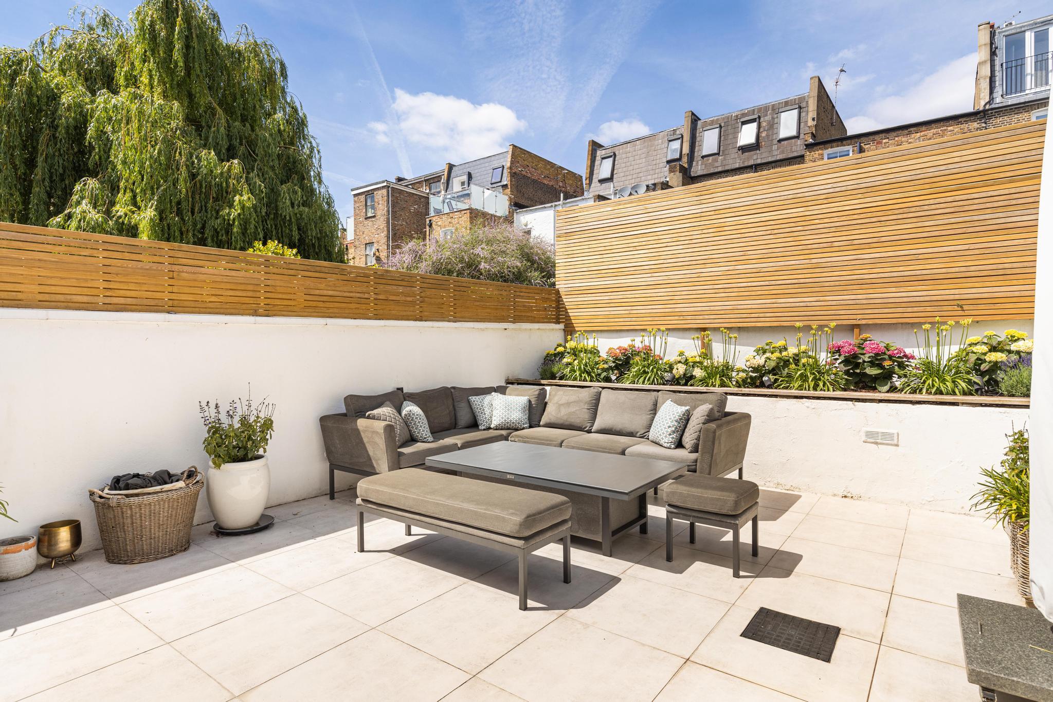 Chaldon Road, London SW6