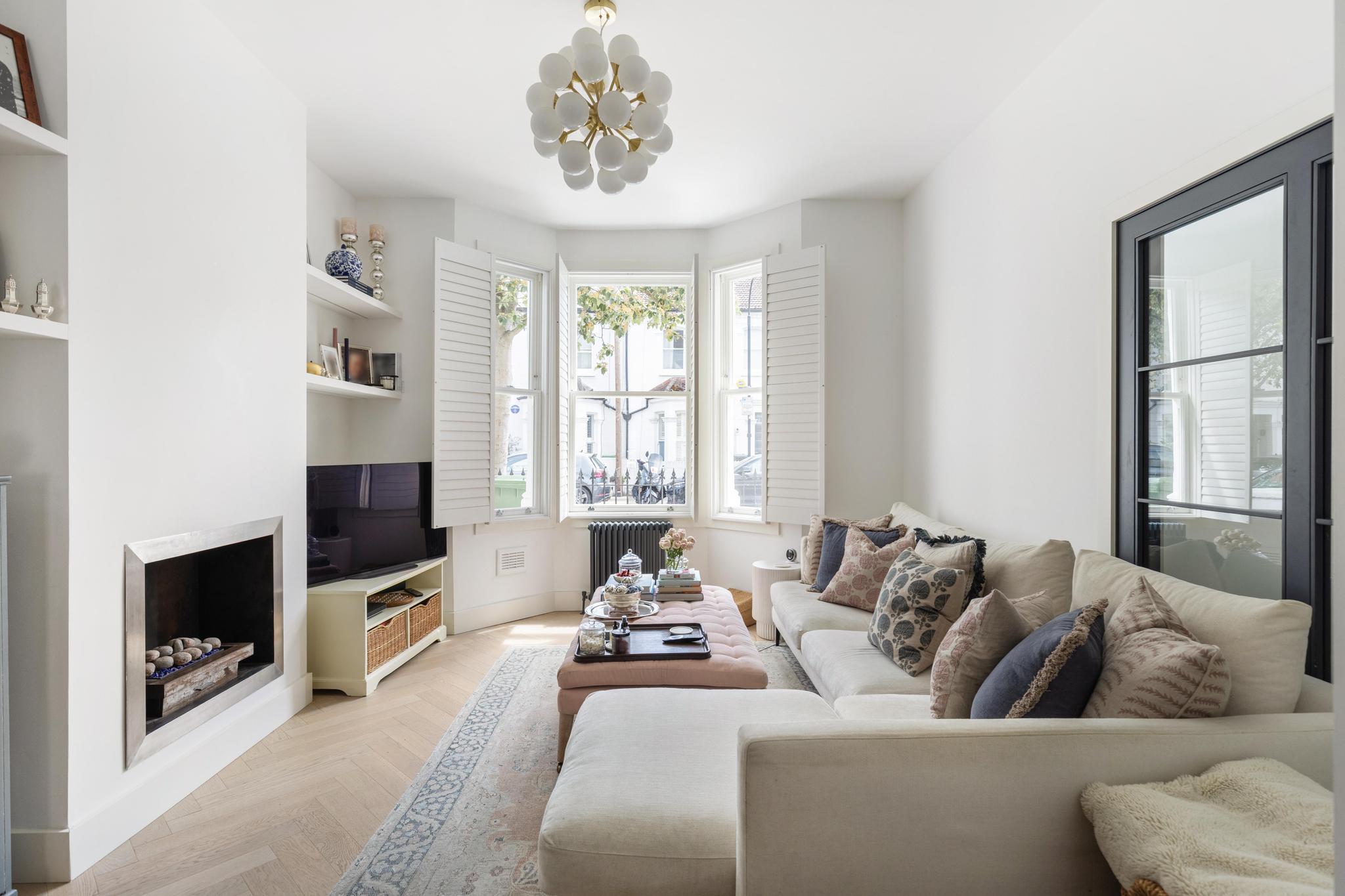 Chaldon Road, London SW6