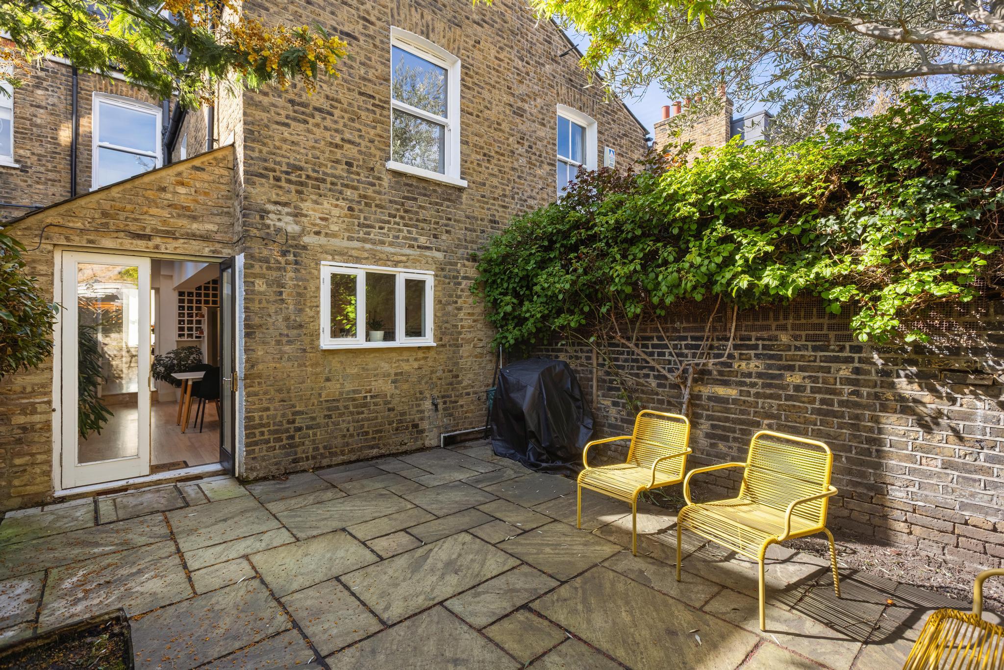 Hartismere Road, London SW6