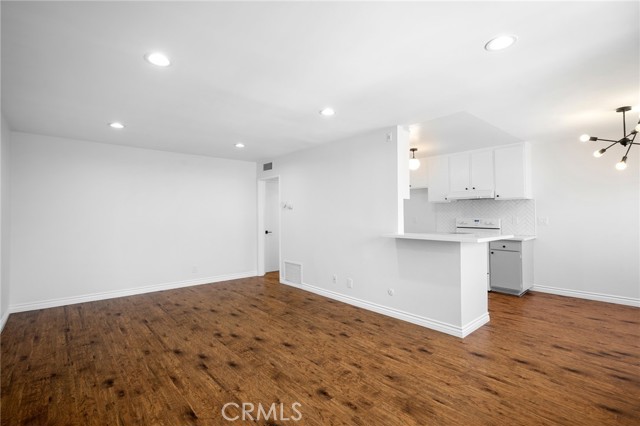 4558 Willis AVE Unit: 203, Sherman Oaks 