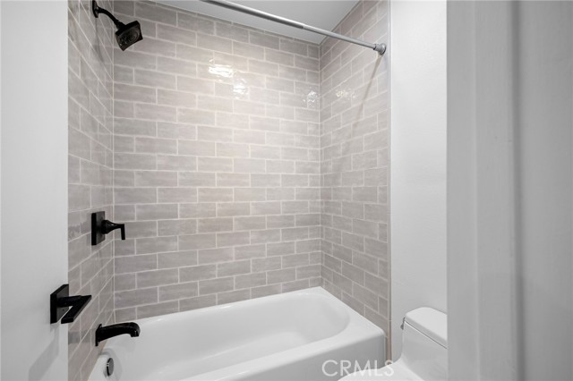 4558 Willis AVE Unit: 203, Sherman Oaks 
