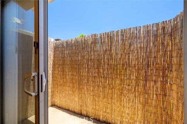 4558 Willis AVE Unit: 203, Sherman Oaks 