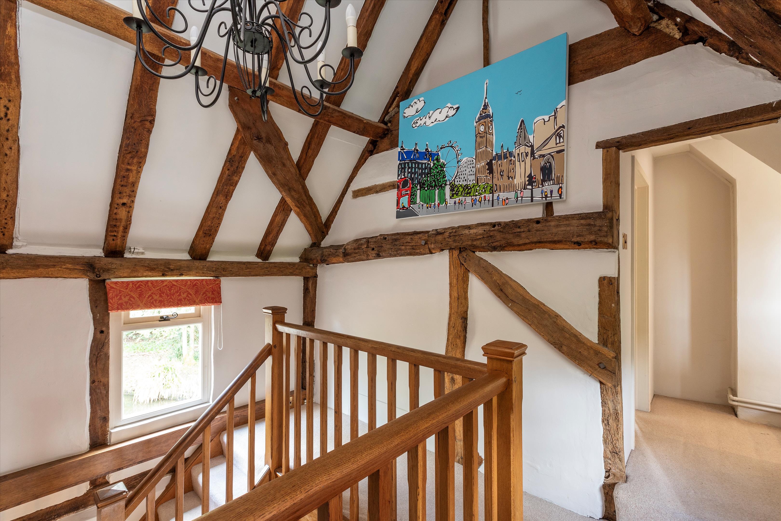 Pickhurst Road, Chiddingfold, Godalming, Surrey GU8