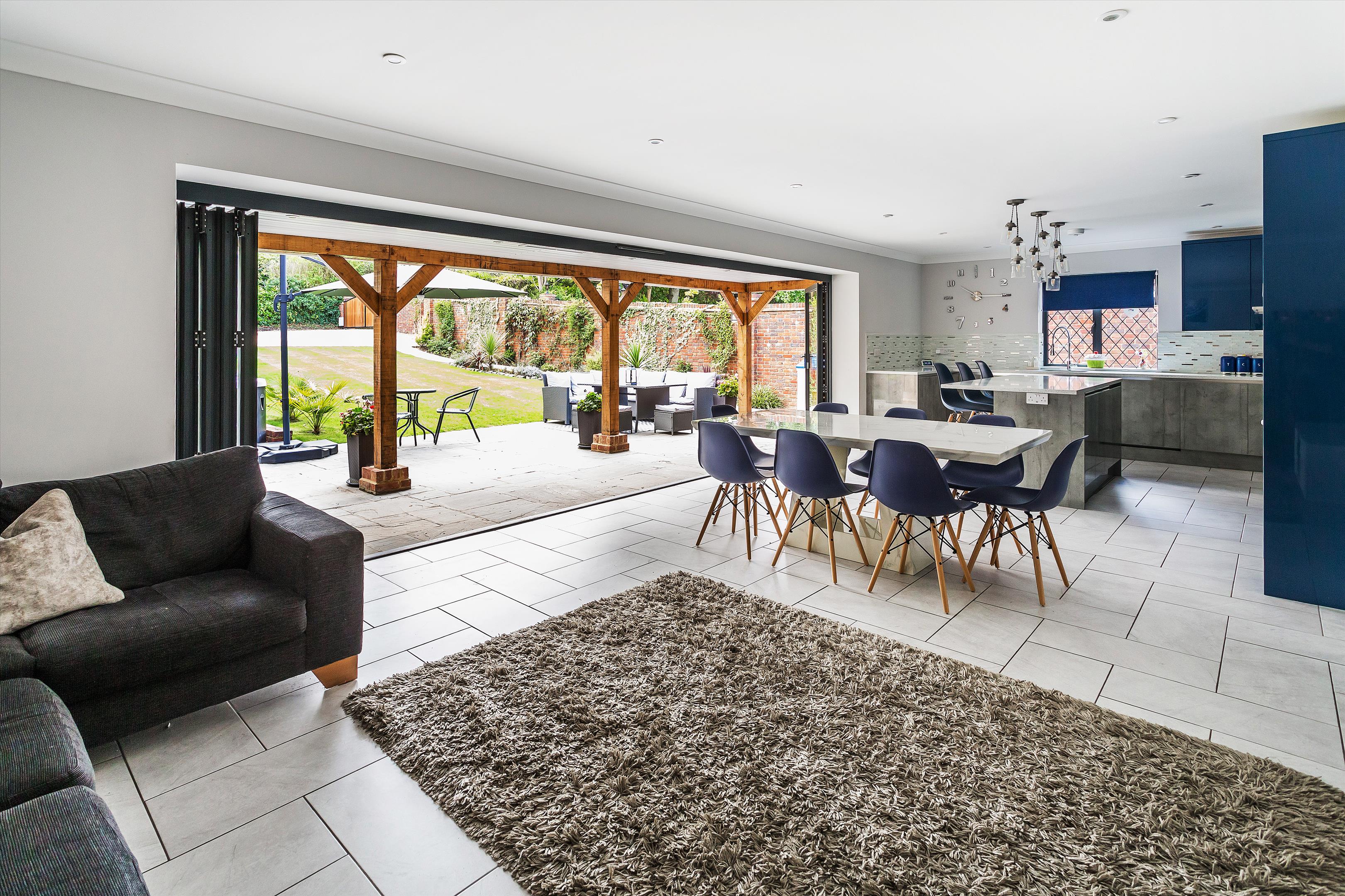 Woodway, Guildford, Surrey, GU1.