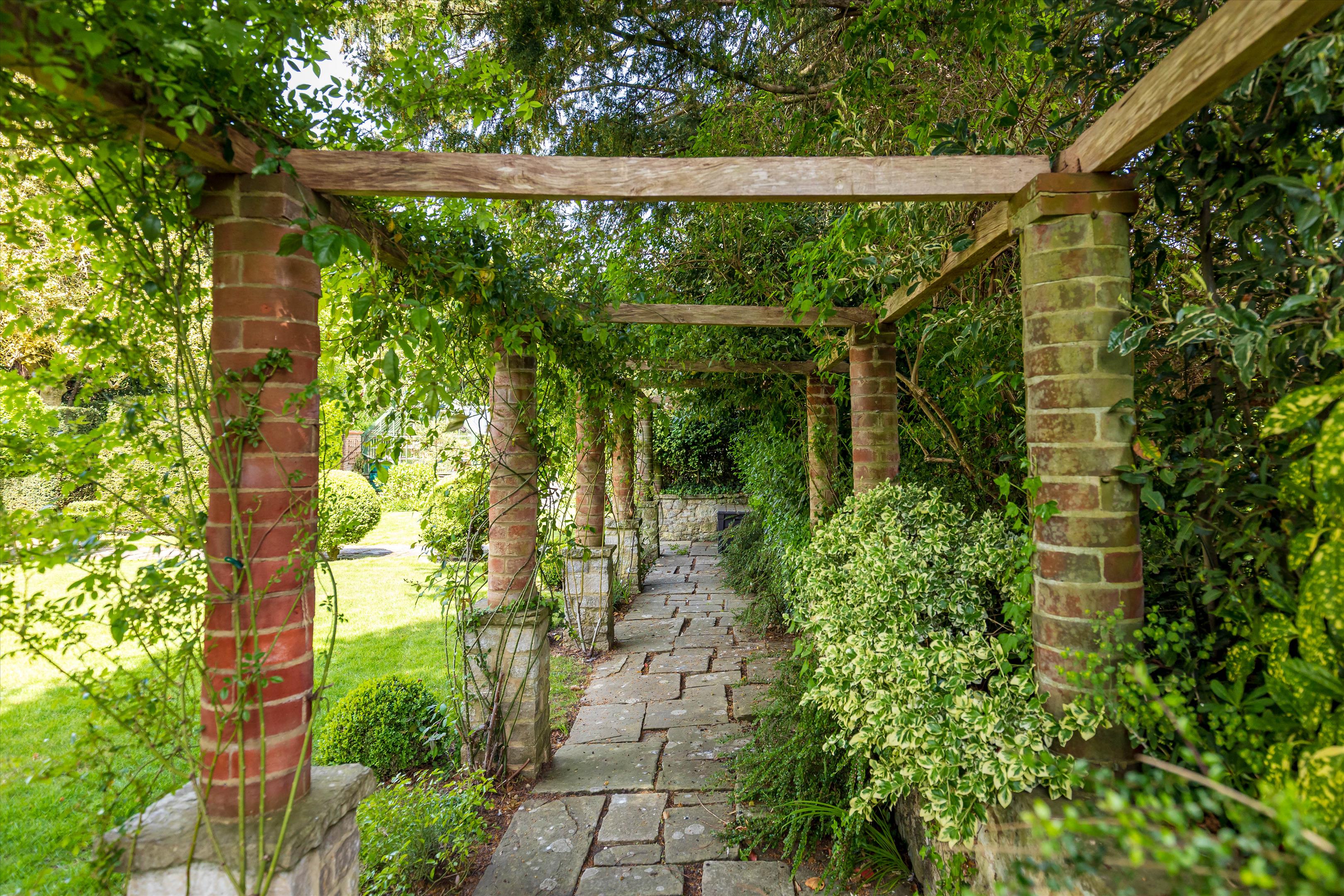 Church Lane, Cranleigh, Surrey GU6