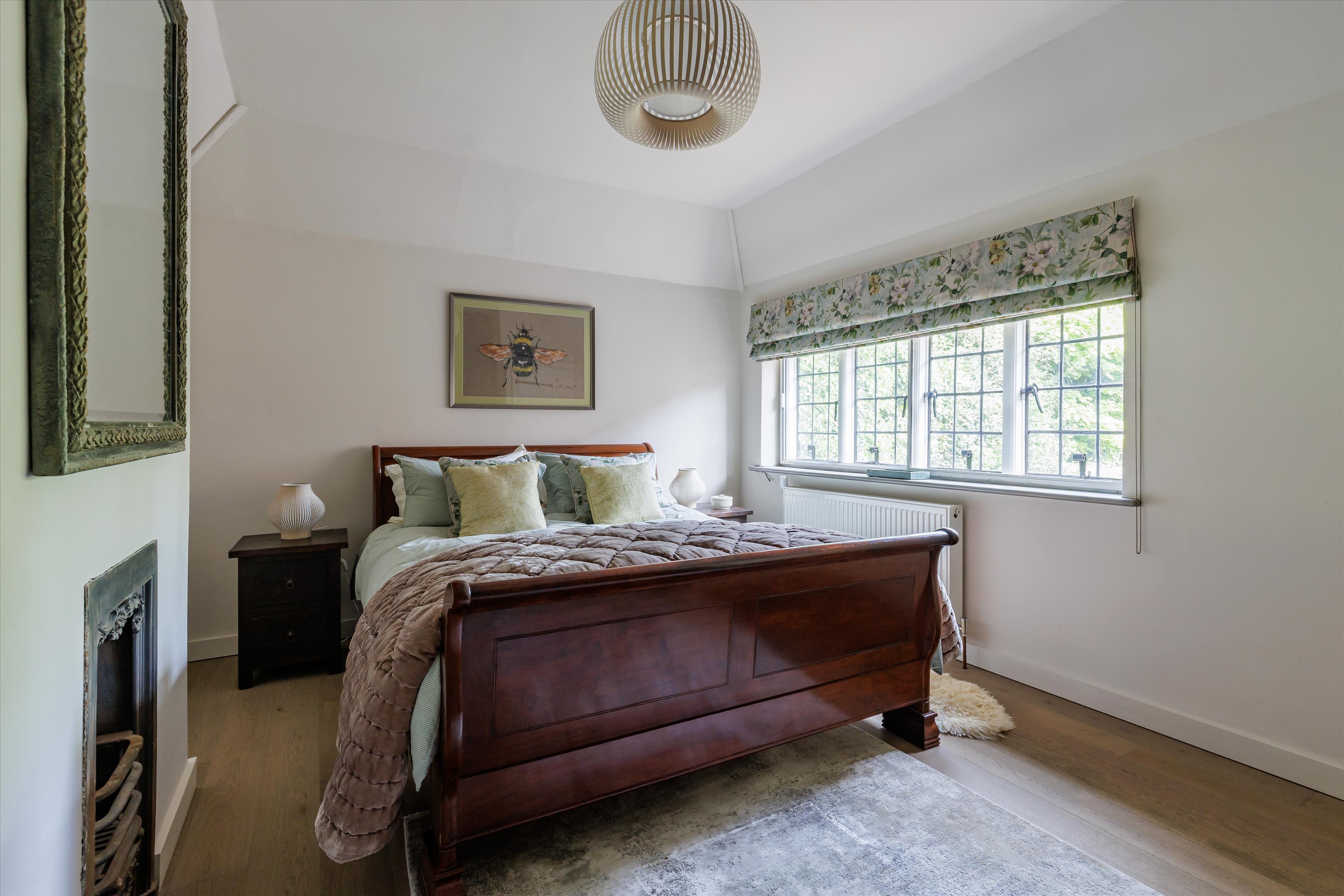 Church Lane, Cranleigh, Surrey GU6