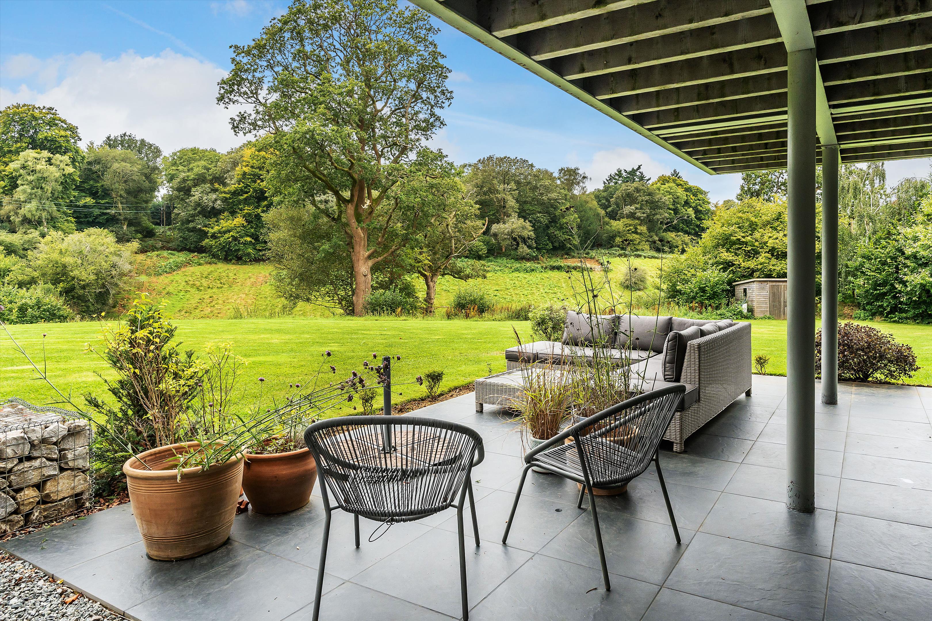 Hoe Lane, Abinger Hammer, Dorking, Surrey, RH5