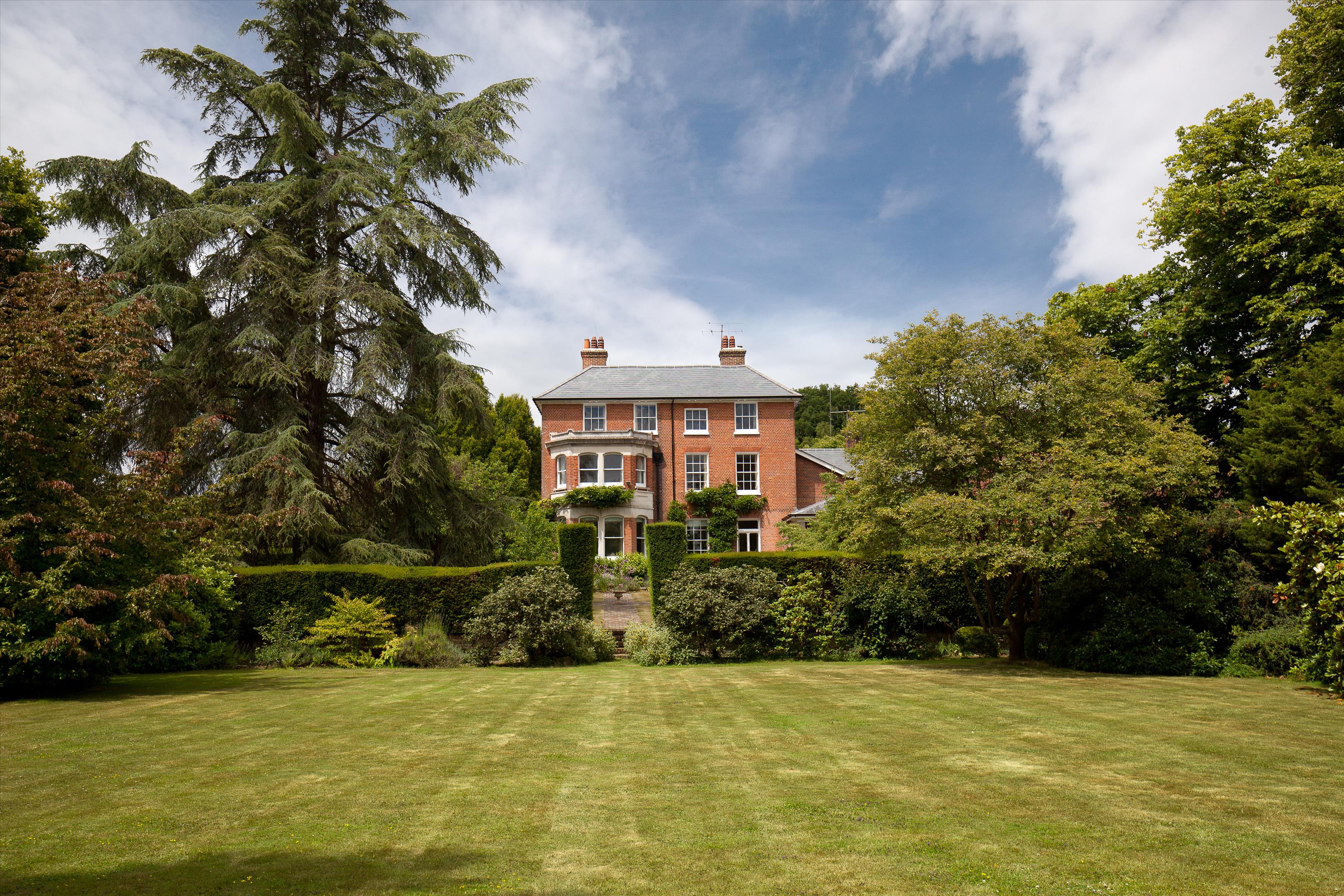 Runwick, Farnham, Surrey, GU10