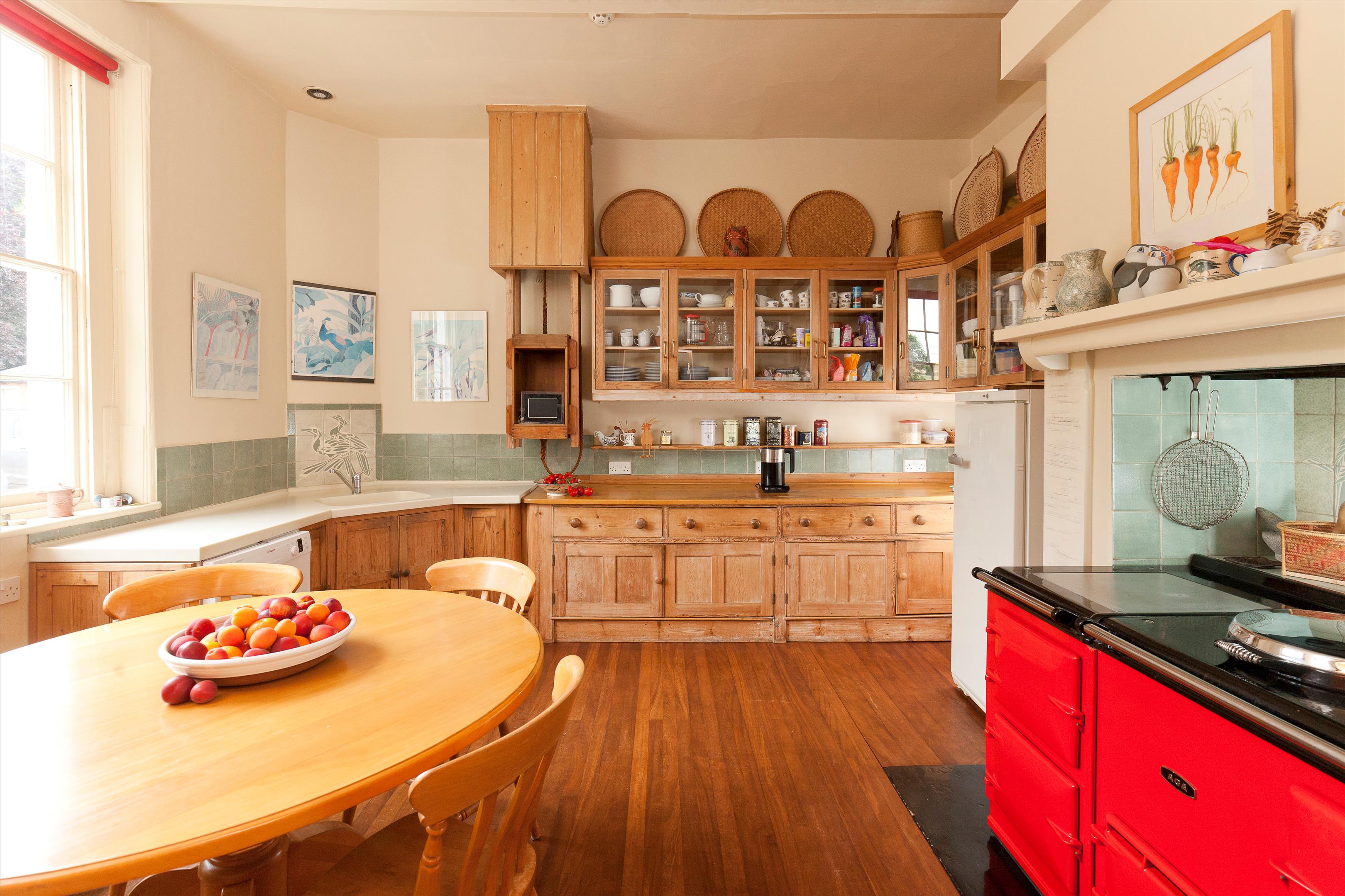 Runwick, Farnham, Surrey, GU10