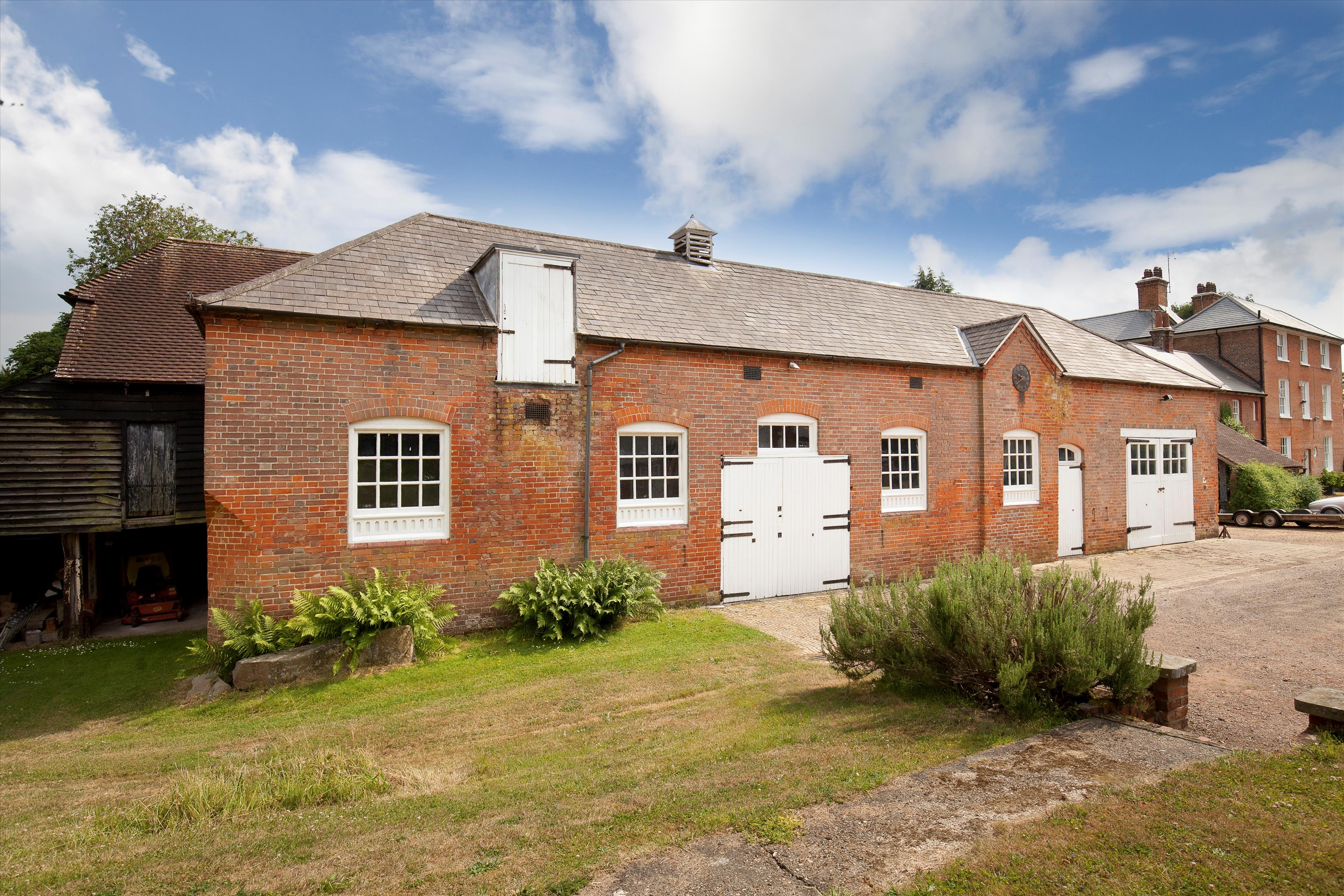 Runwick, Farnham, Surrey, GU10