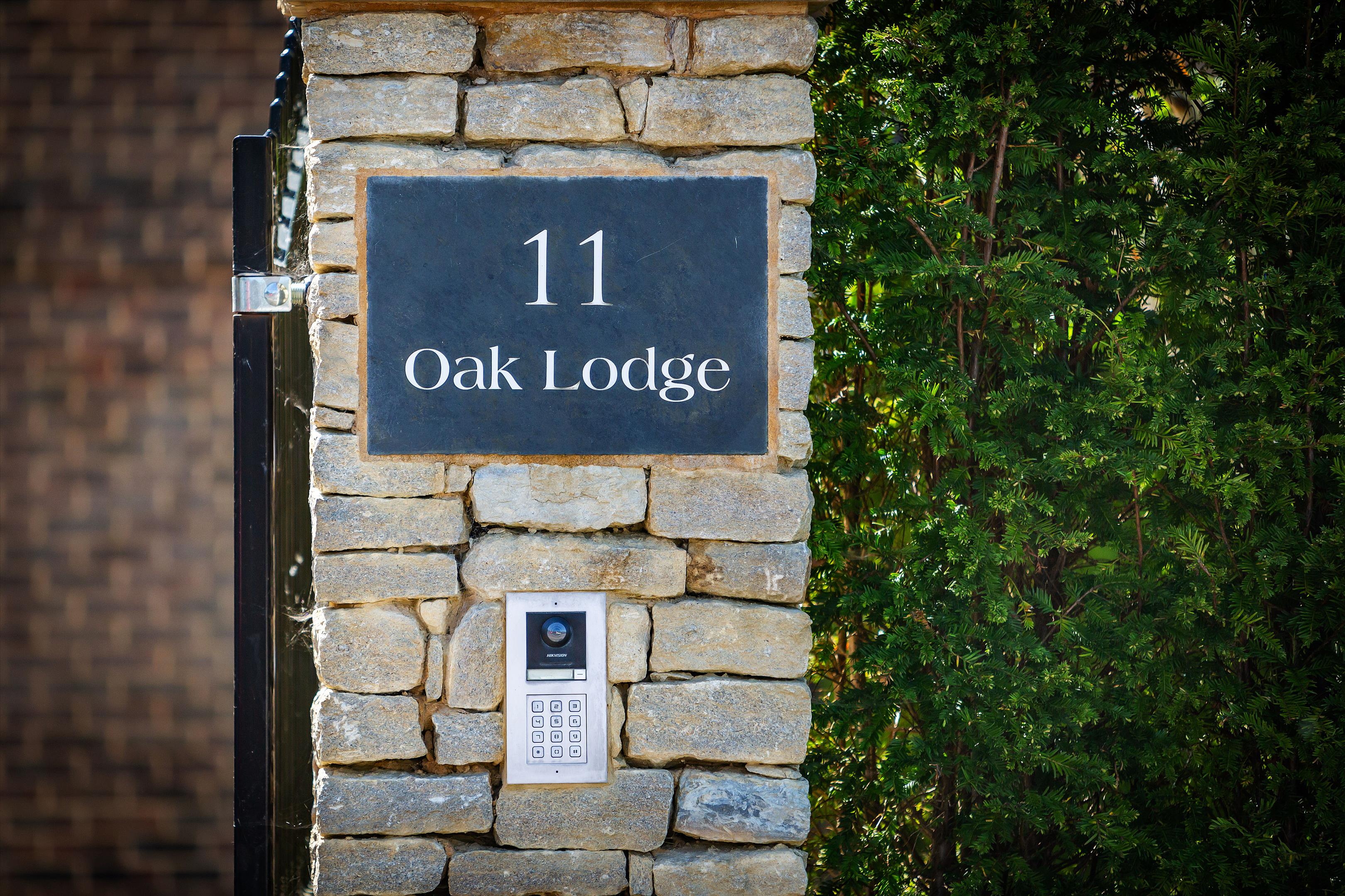 Hillier Road, Guildford, Surrey, GU1