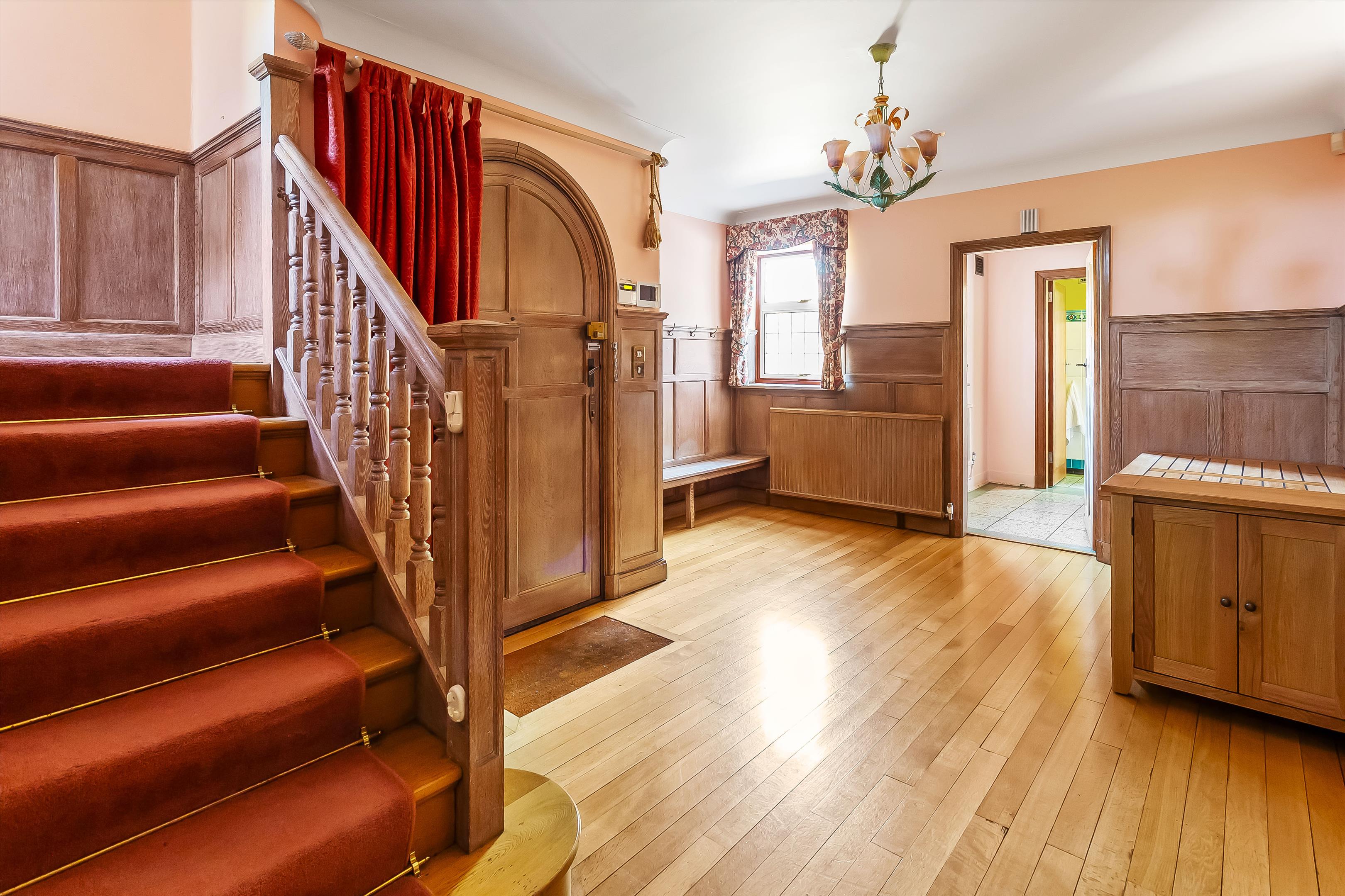 Hillier Road, Guildford, Surrey, GU1