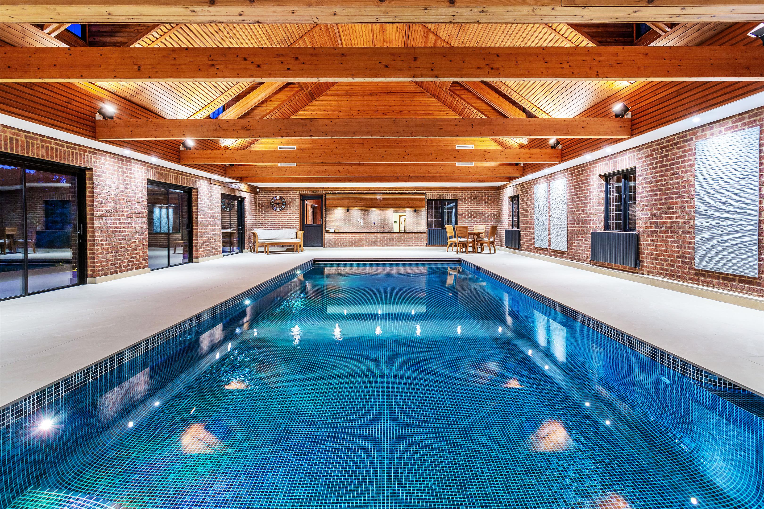 Burdenshot Hill, Worplesdon, Guildford, Surrey GU3 3RL