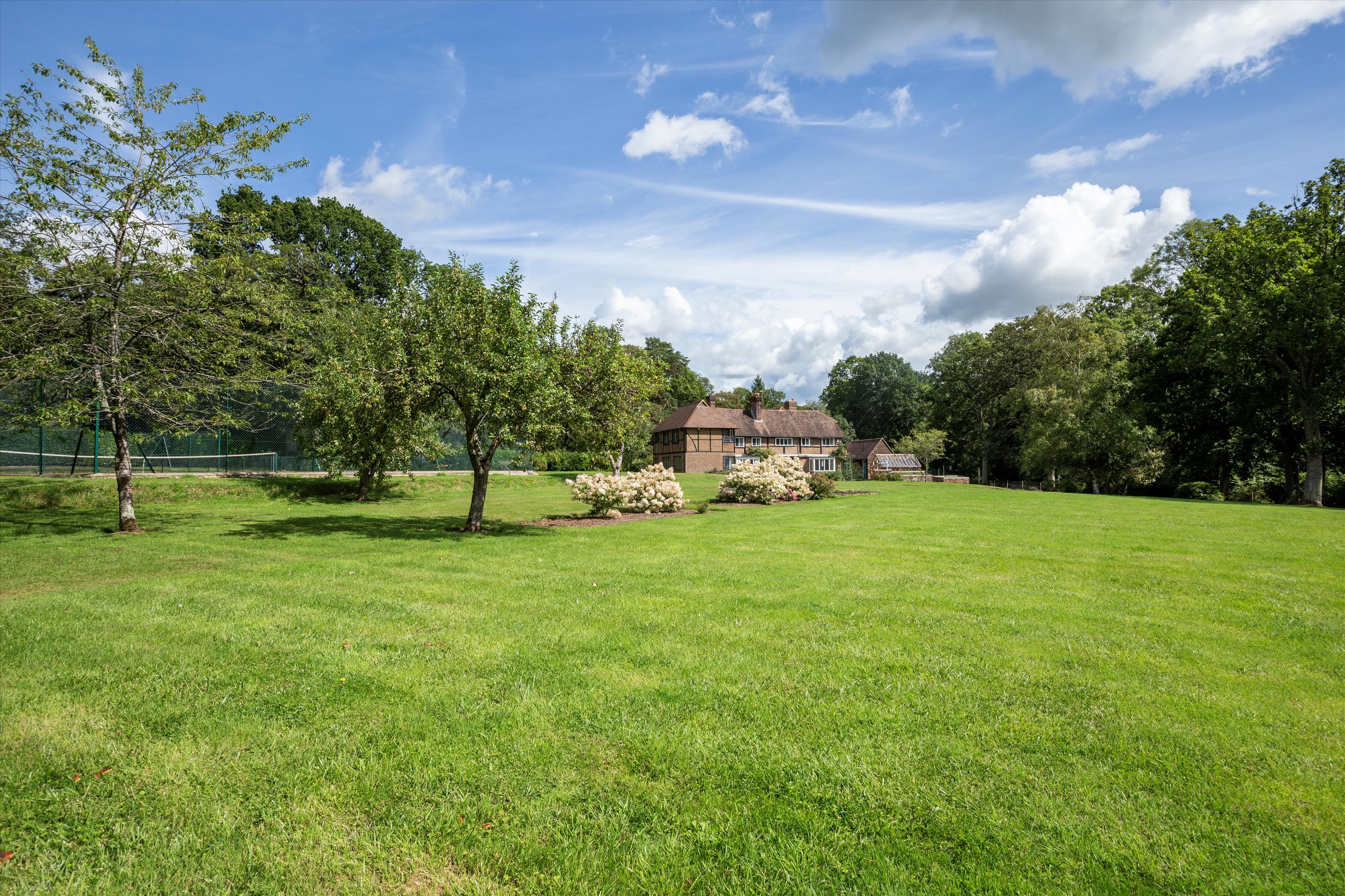 High Street Green, Chiddingfold, Godalming, Surrey, GU8