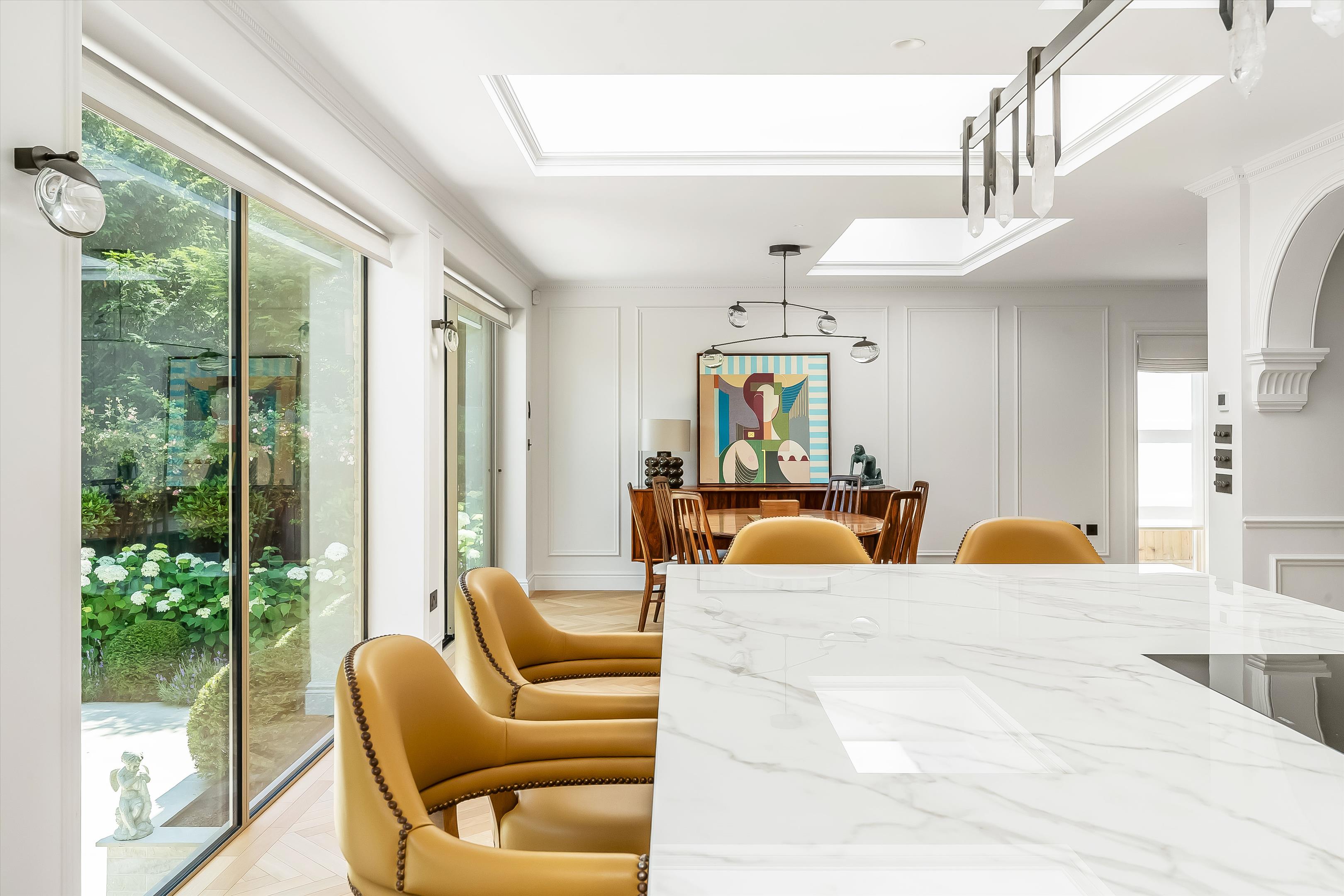 Broadwater Rise, Guildford, Surrey, GU1