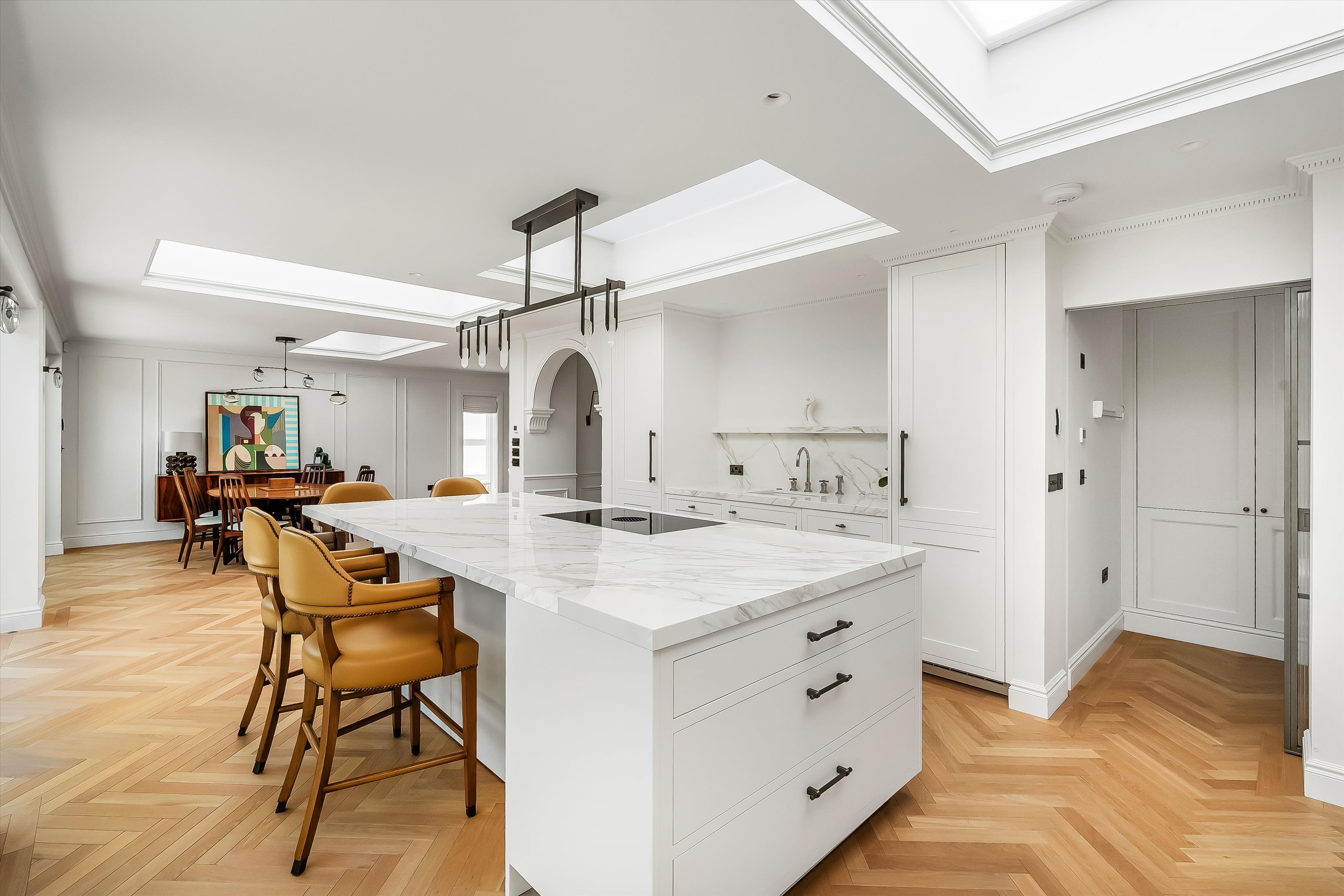 Broadwater Rise, Guildford, Surrey, GU1