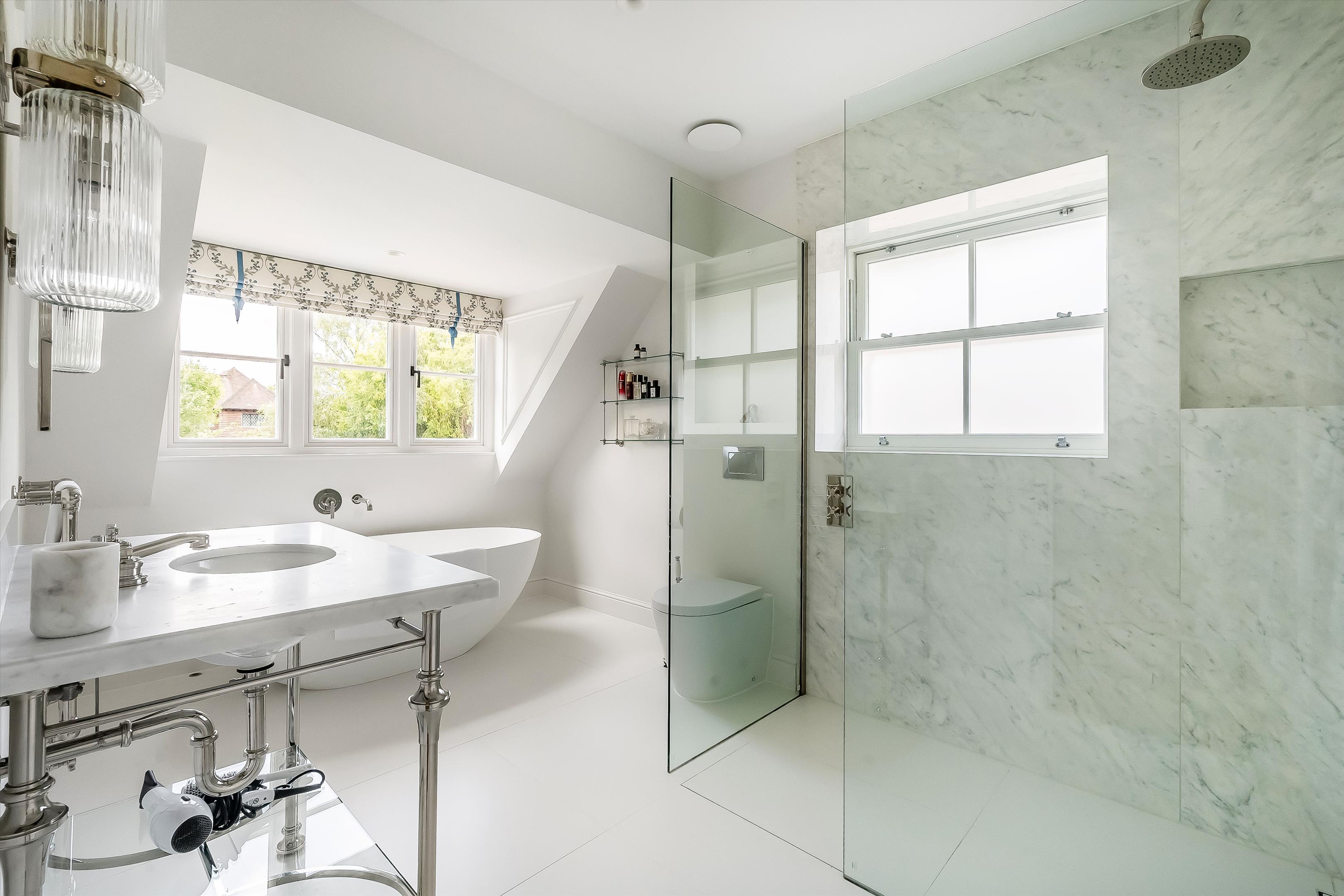 Broadwater Rise, Guildford, Surrey, GU1