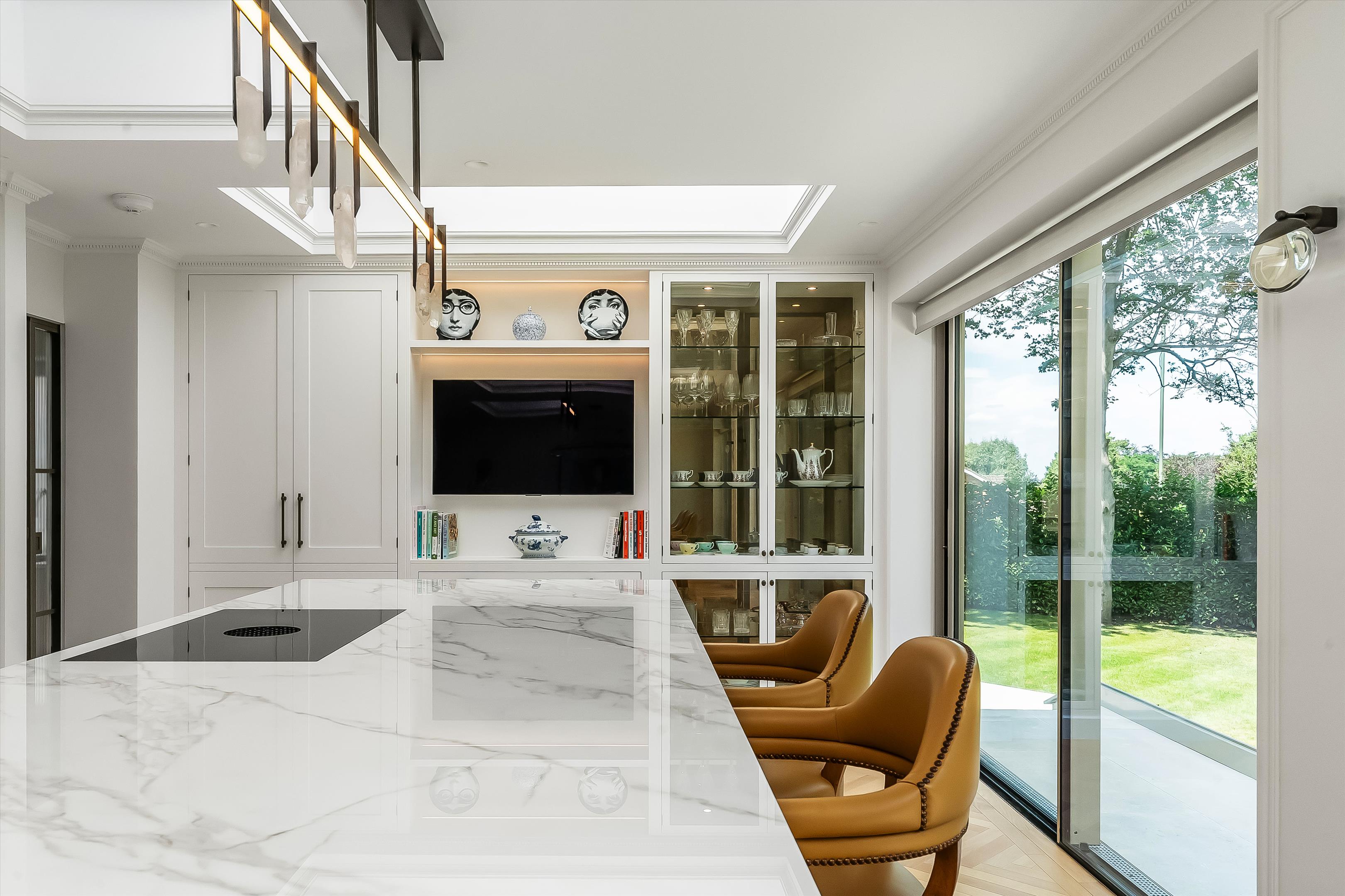 Broadwater Rise, Guildford, Surrey, GU1