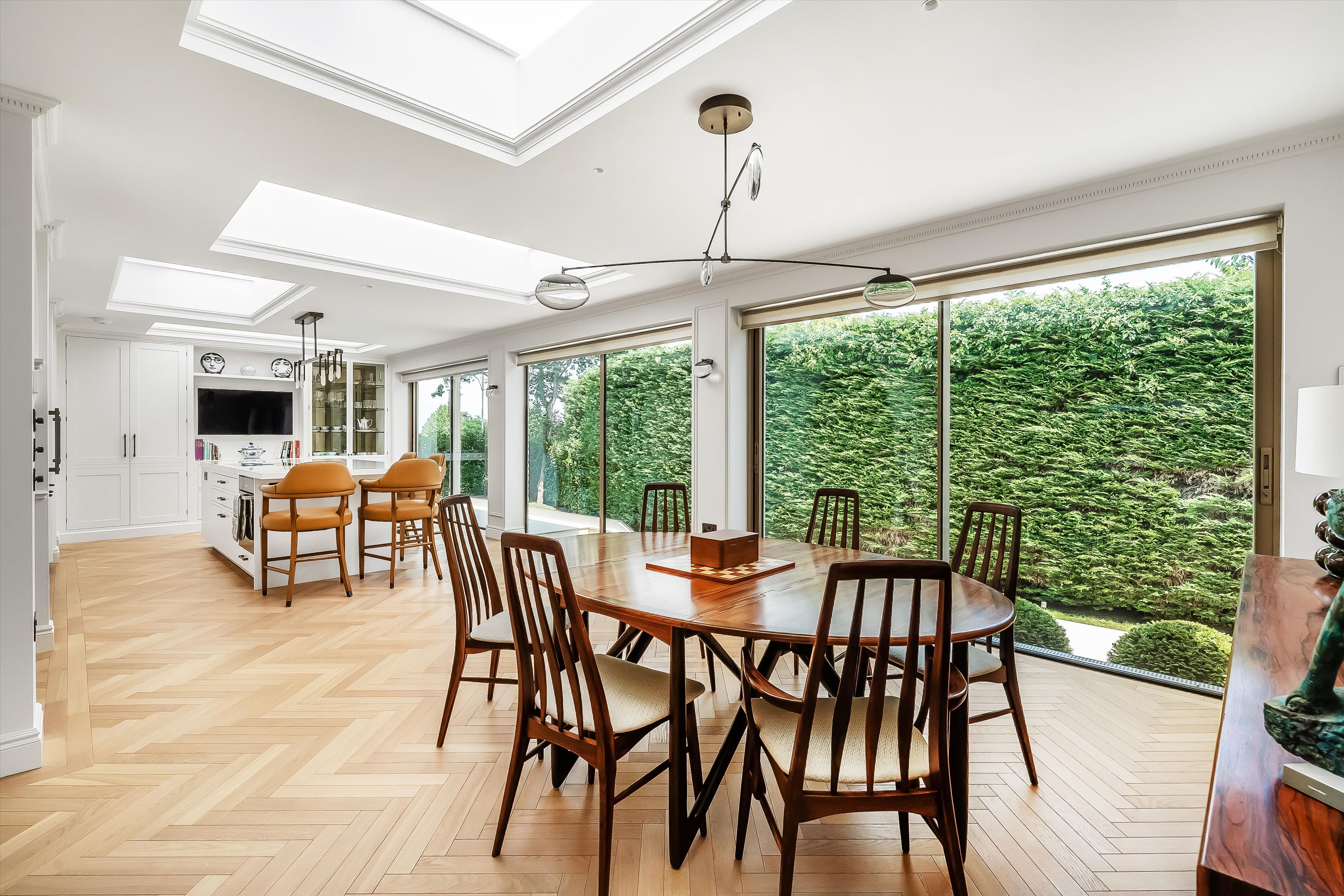 Broadwater Rise, Guildford, Surrey, GU1