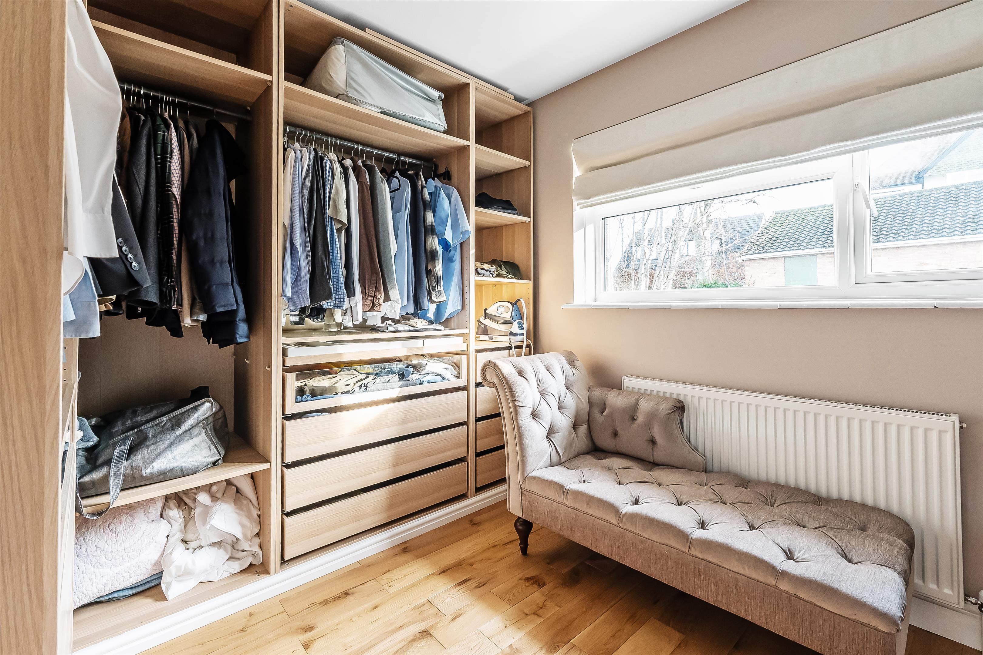 Mountside, Guildford, Surrey, GU2