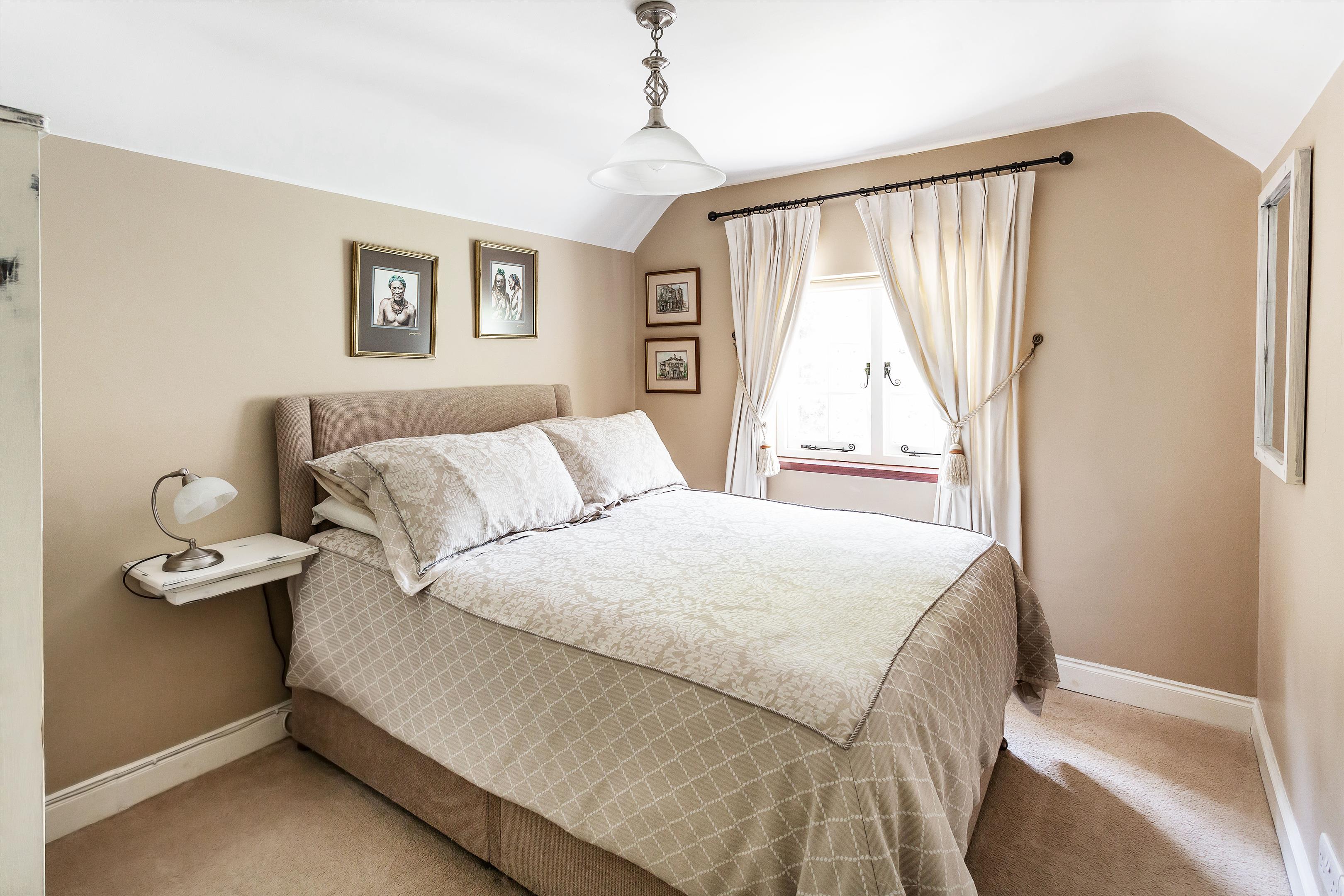 Christmas Hill, Shalford, Guildford, Surrey, GU4