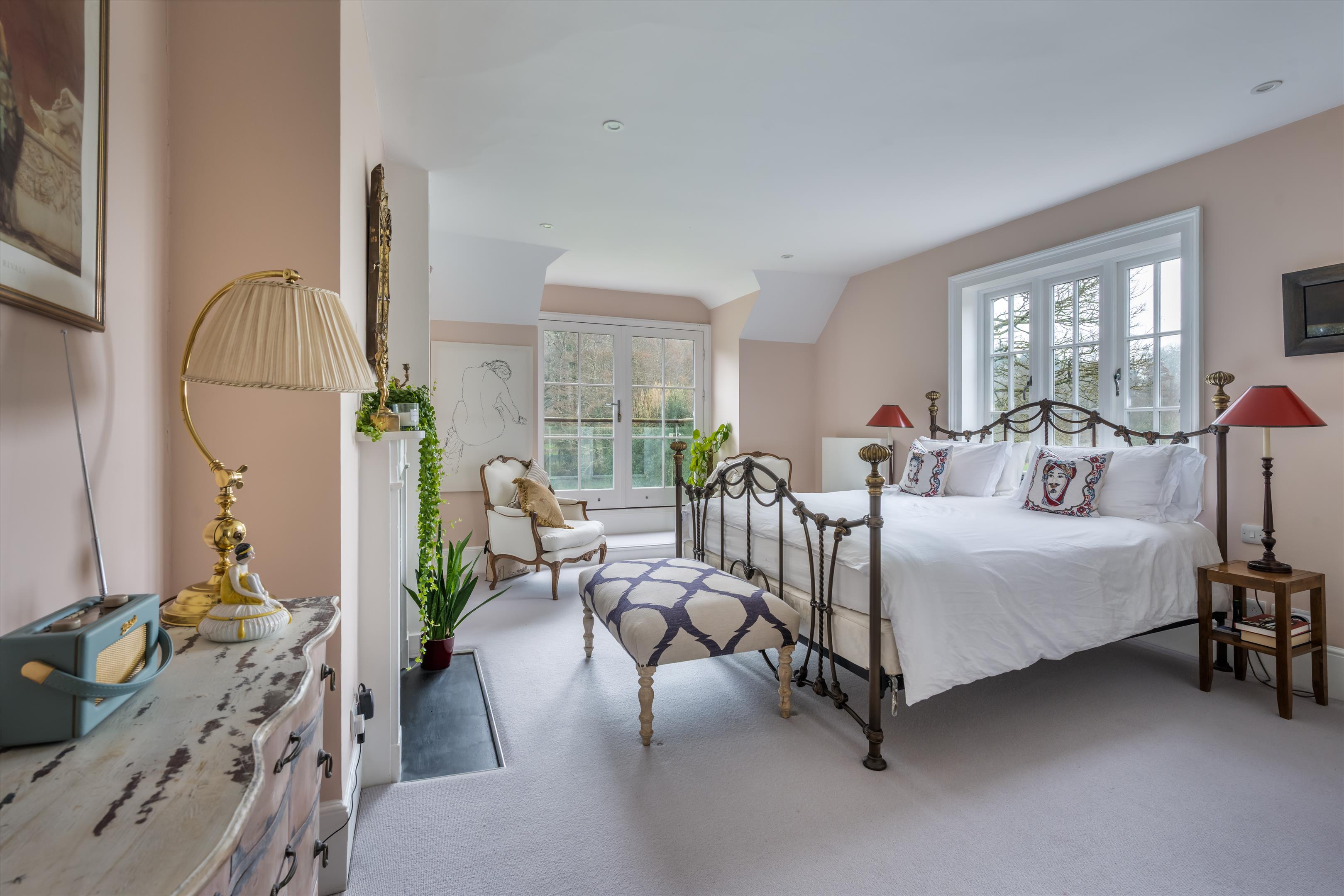 The Street, Albury, Guildford, Surrey GU5