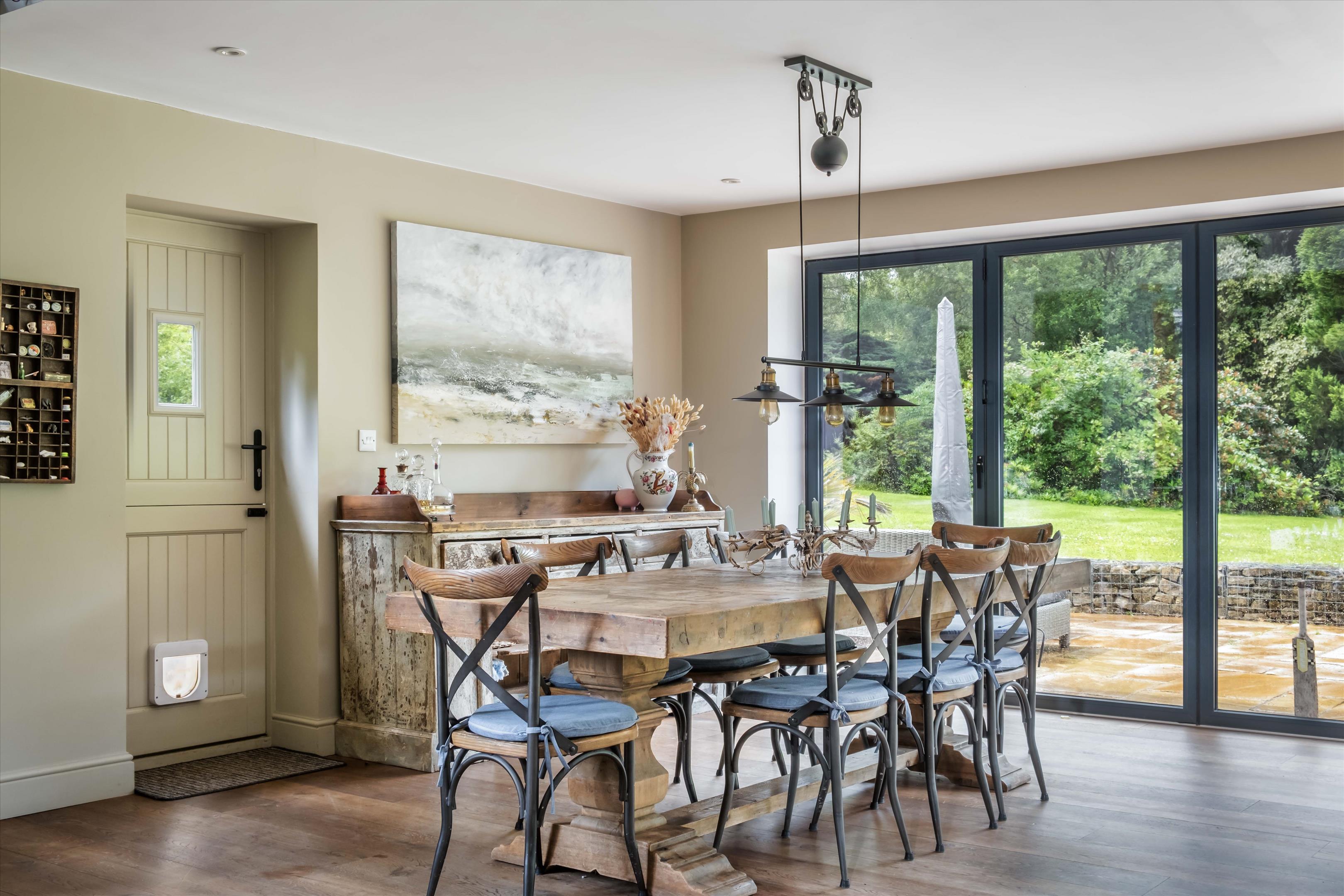 August Lane, Albury, Guildford, Surrey, GU5.