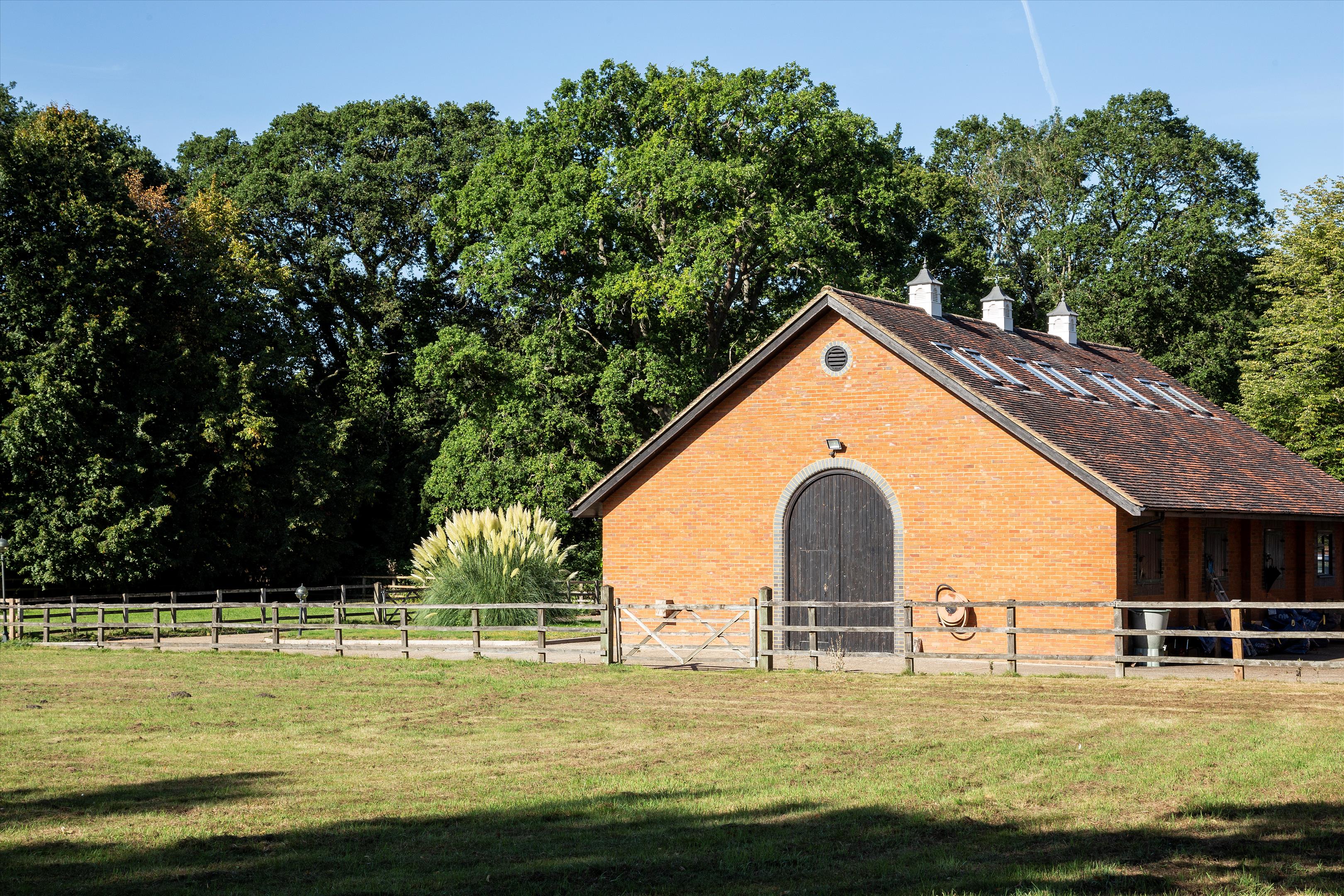 Worplesdon, Guildford, Surrey, GU3 3QG