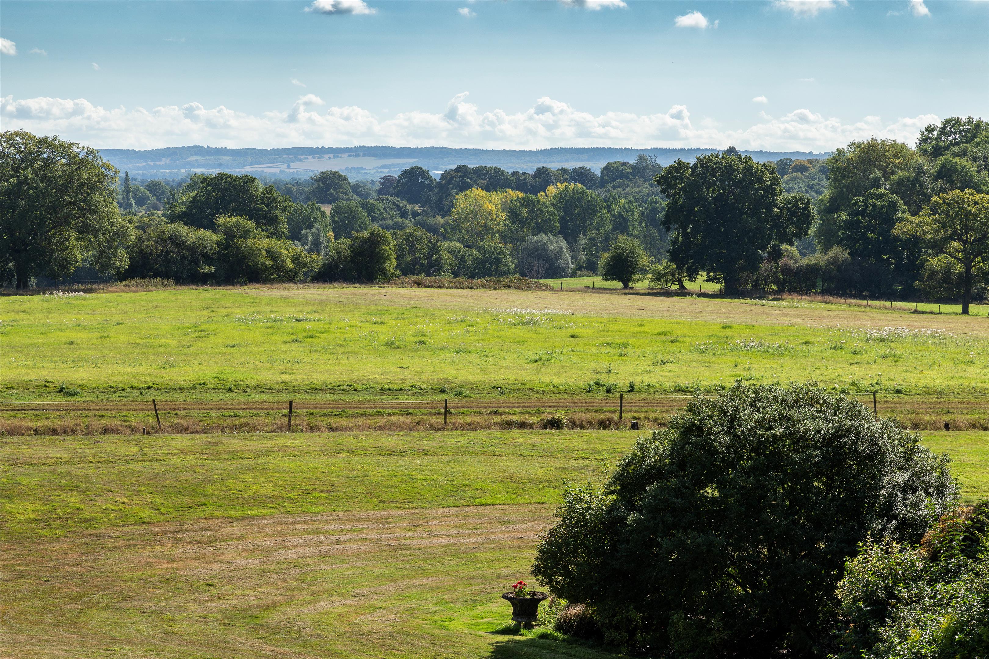 Worplesdon, Guildford, Surrey, GU3 3QG