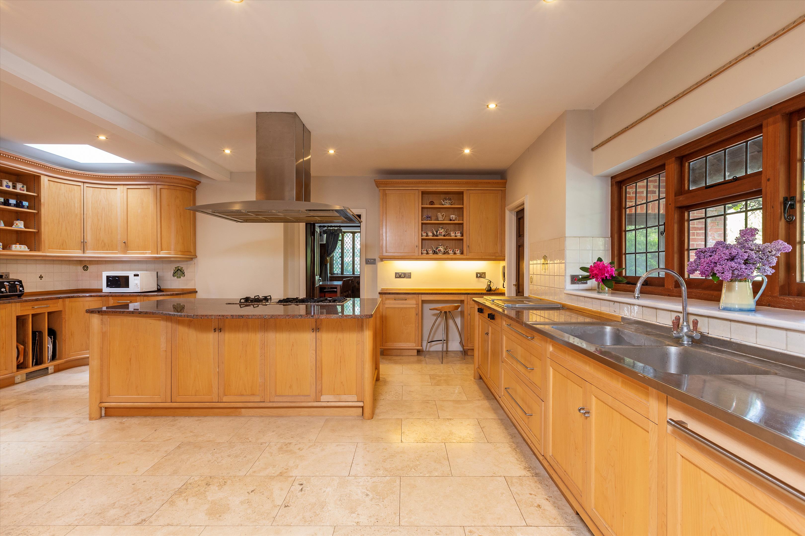 Worplesdon, Guildford, Surrey, GU3 3QG