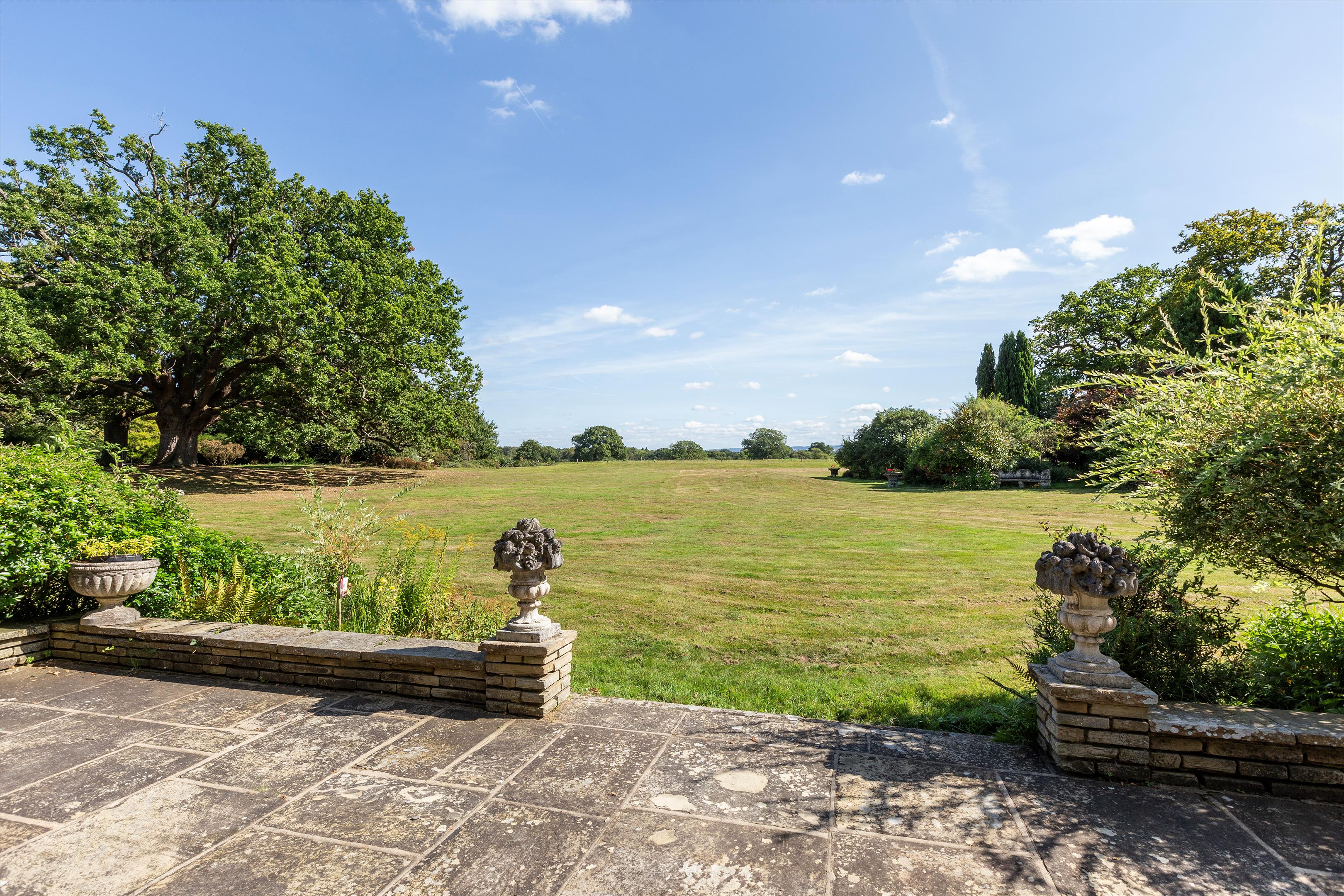 Worplesdon, Guildford, Surrey, GU3 3QG