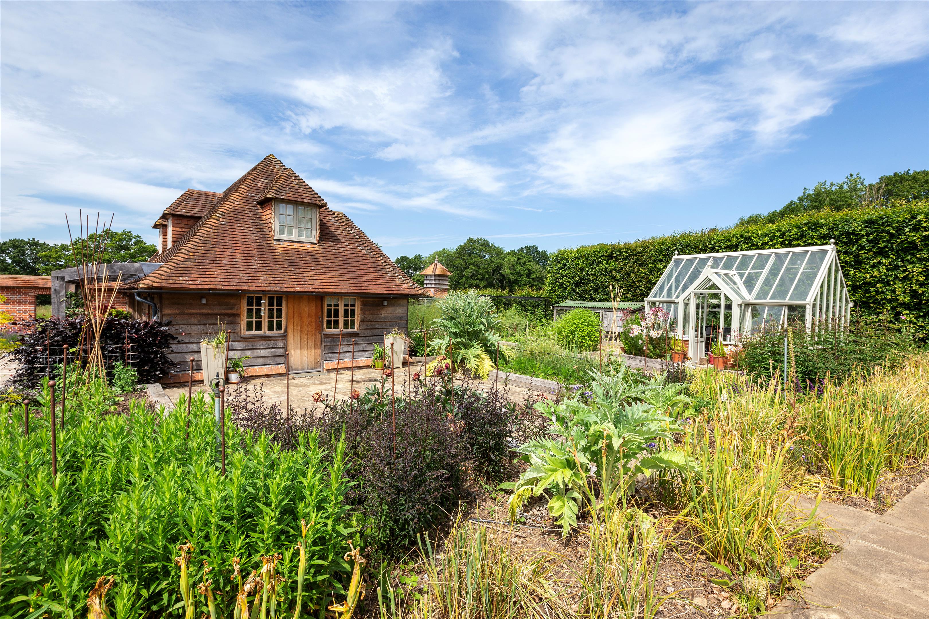 The Common, Dunsfold, Godalming, Surrey, GU8