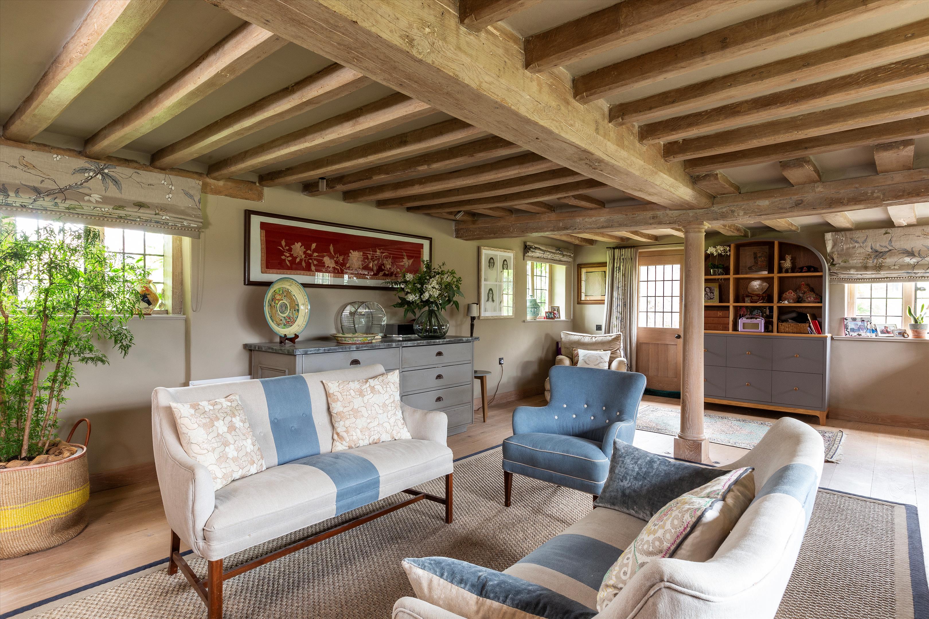 The Common, Dunsfold, Godalming, Surrey, GU8