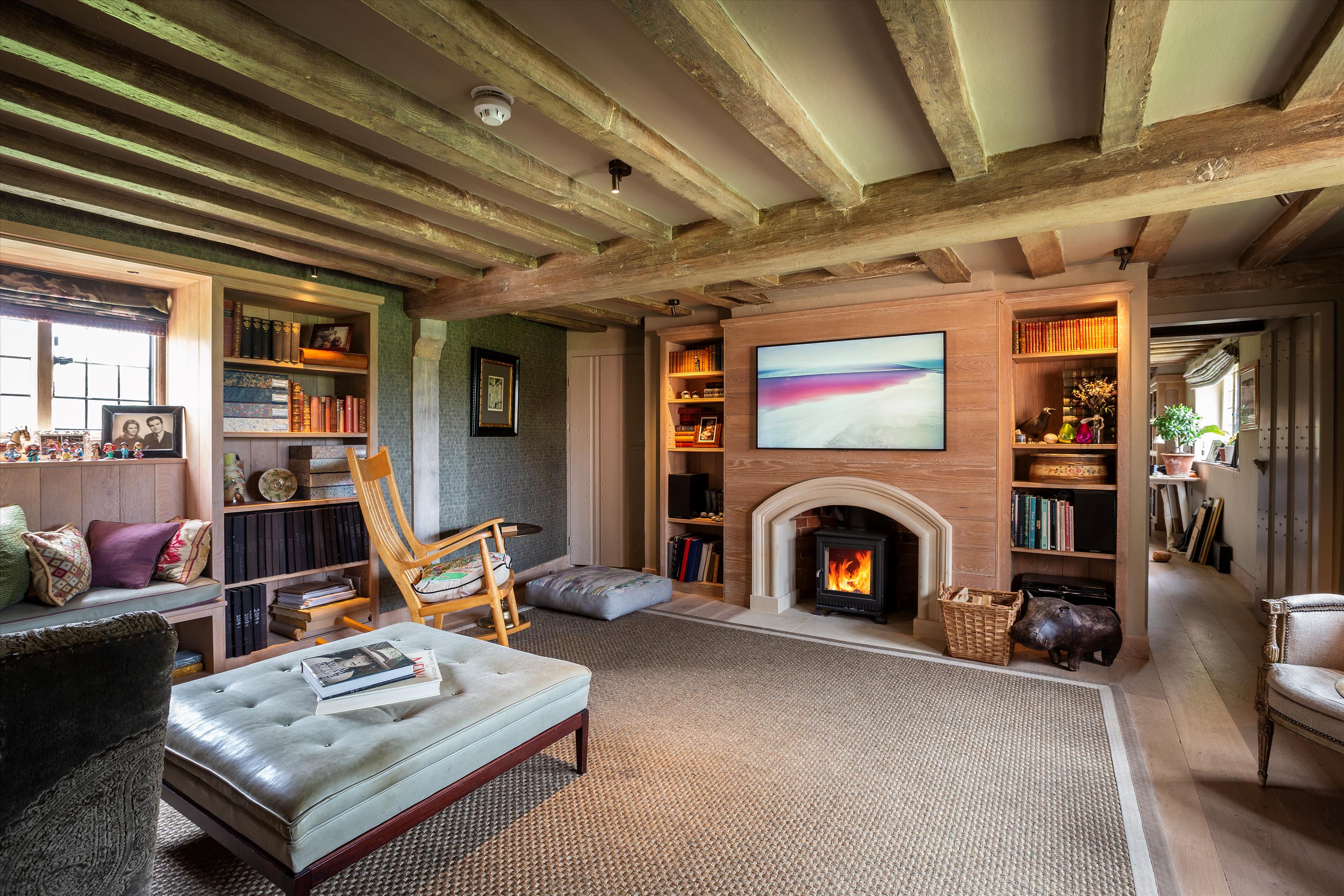 The Common, Dunsfold, Godalming, Surrey, GU8