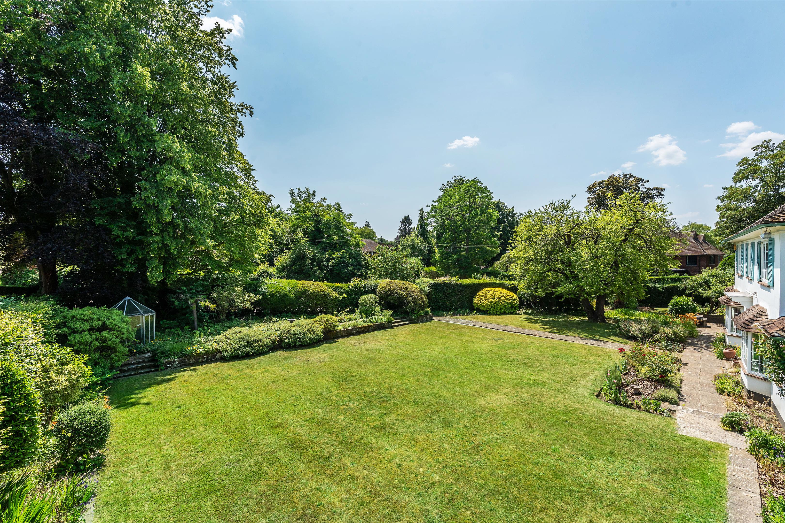 Fairway, Guildford, GU1
