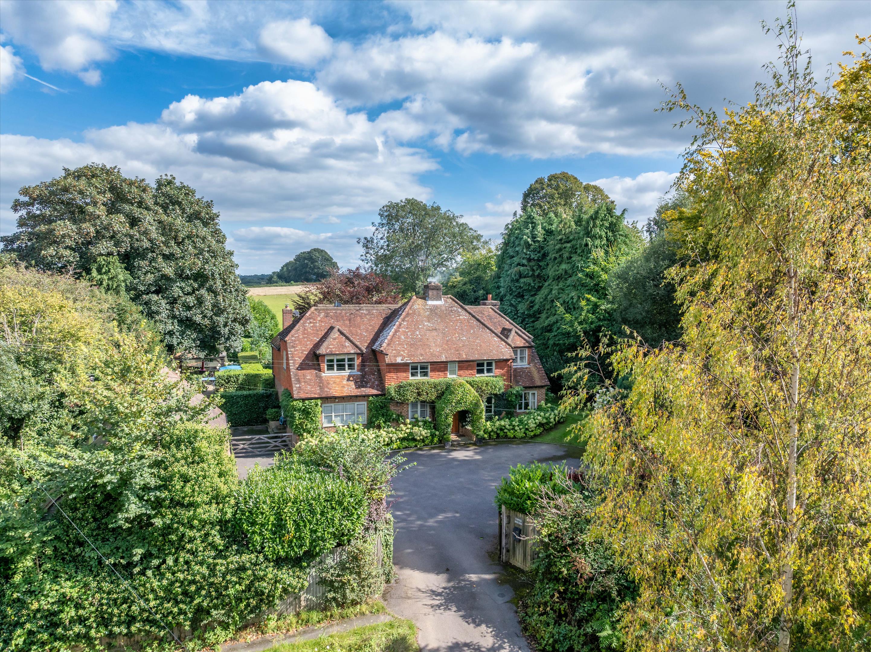 Highfield Lane, Thursley, Godalming, Surrey, GU8