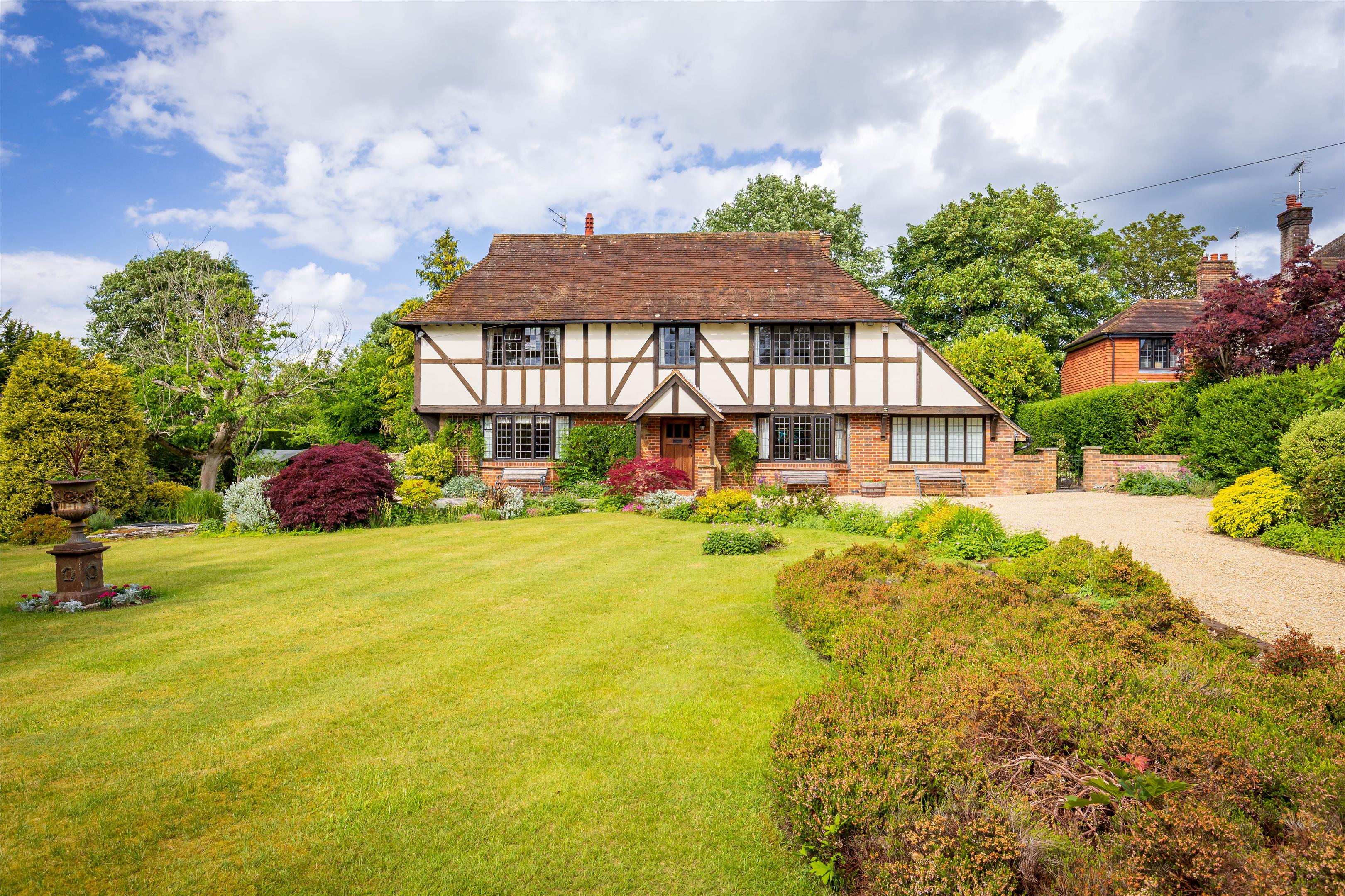 Fairway, Guildford, Surrey GU1