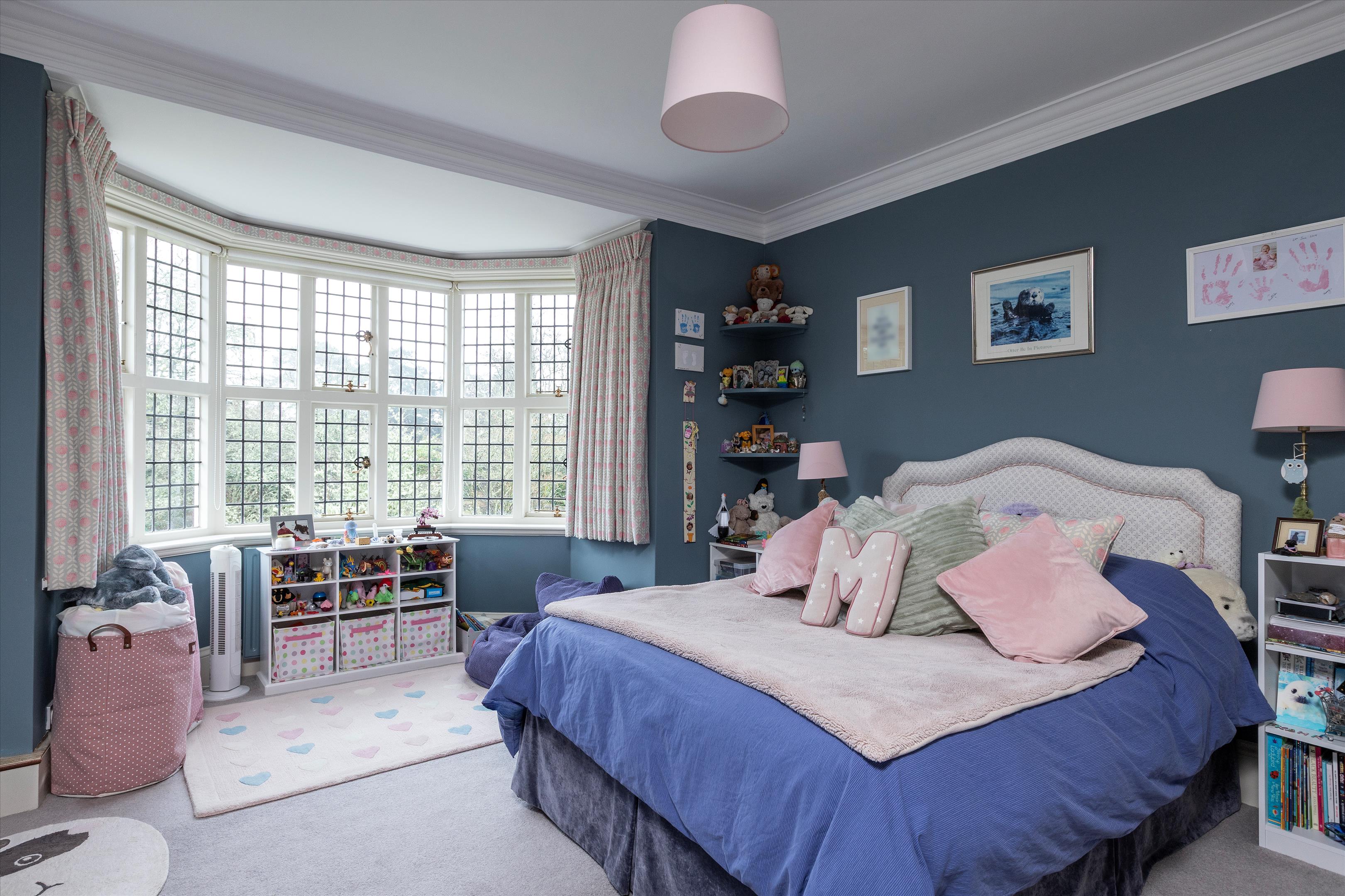 Whitmead Lane, Tilford, Farnham, Surrey GU10