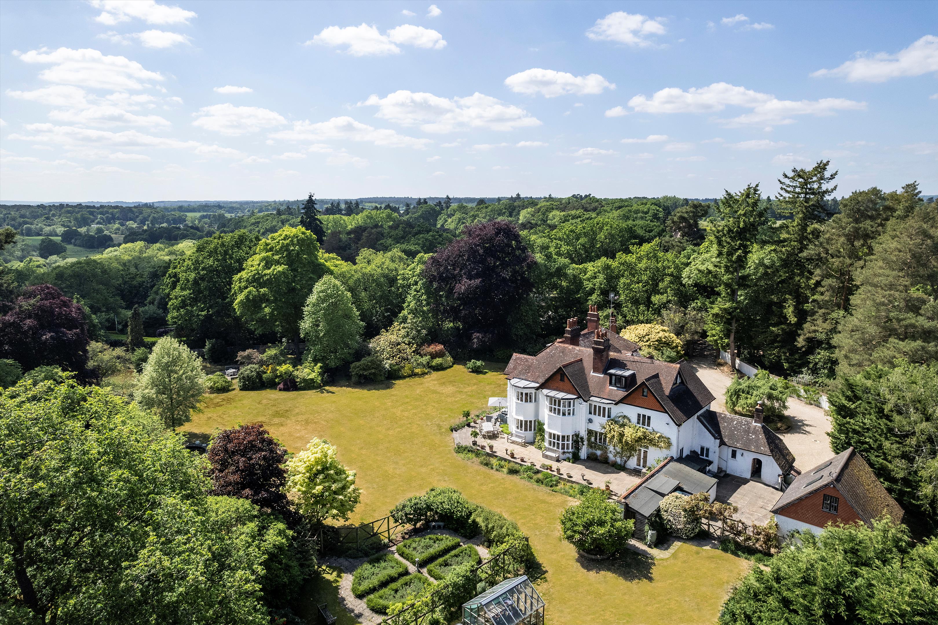 Whitmead Lane, Tilford, Farnham, Surrey GU10