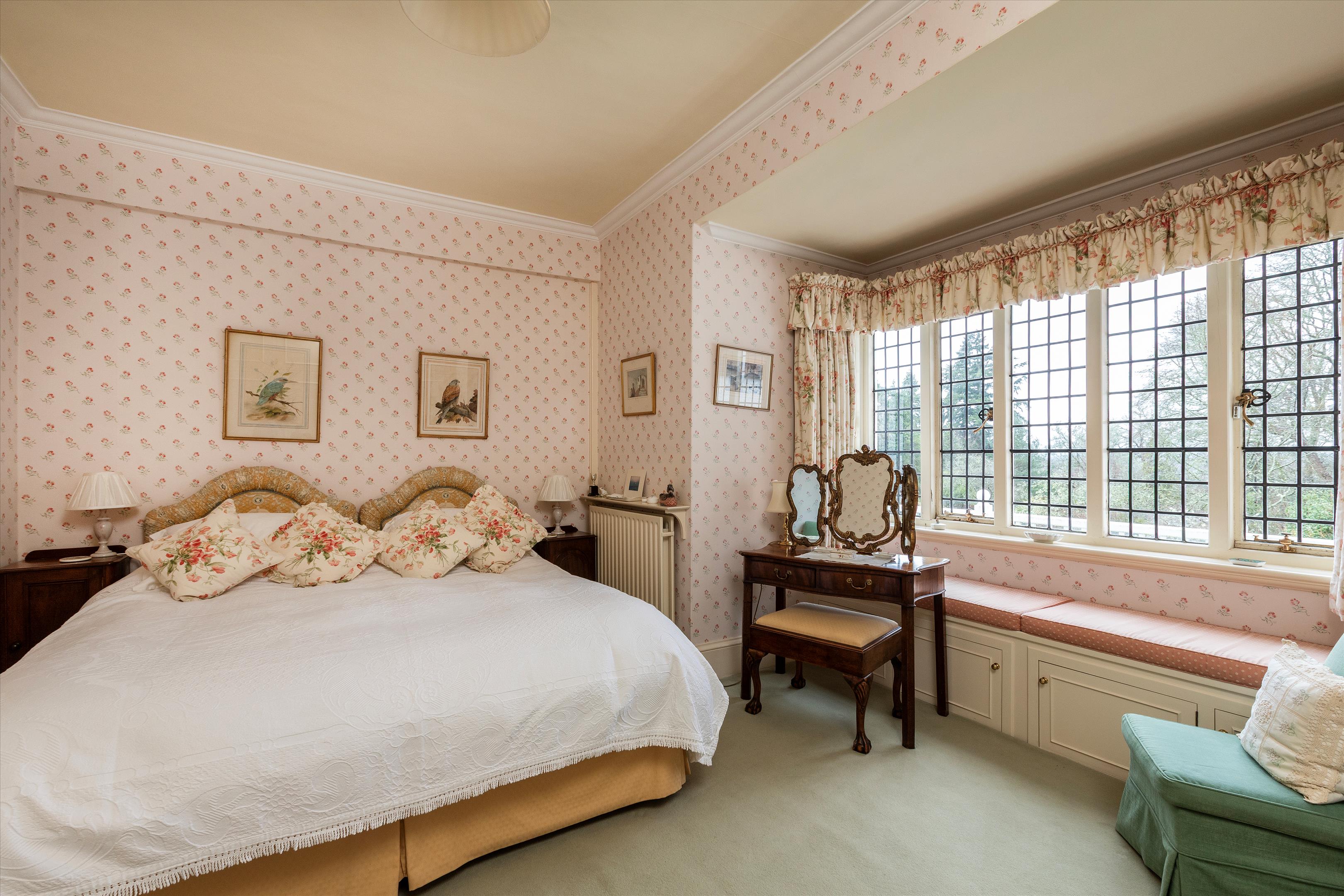 Whitmead Lane, Tilford, Farnham, Surrey GU10