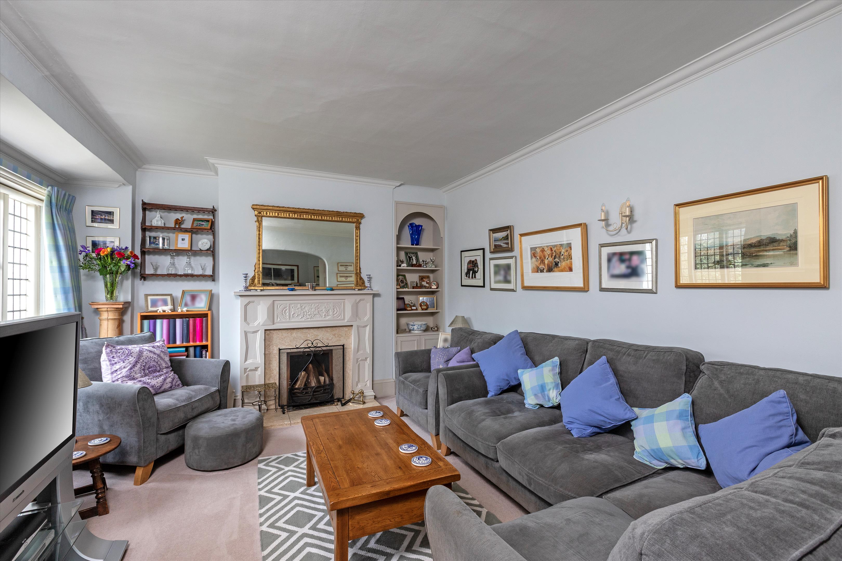 Whitmead Lane, Tilford, Farnham, Surrey GU10